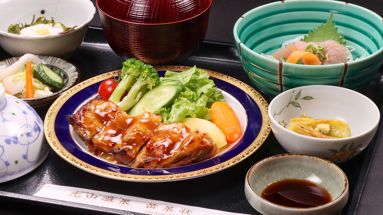 【2食付き／ビジネス】お仕事の方を応援！平日限定◇日替わり定食