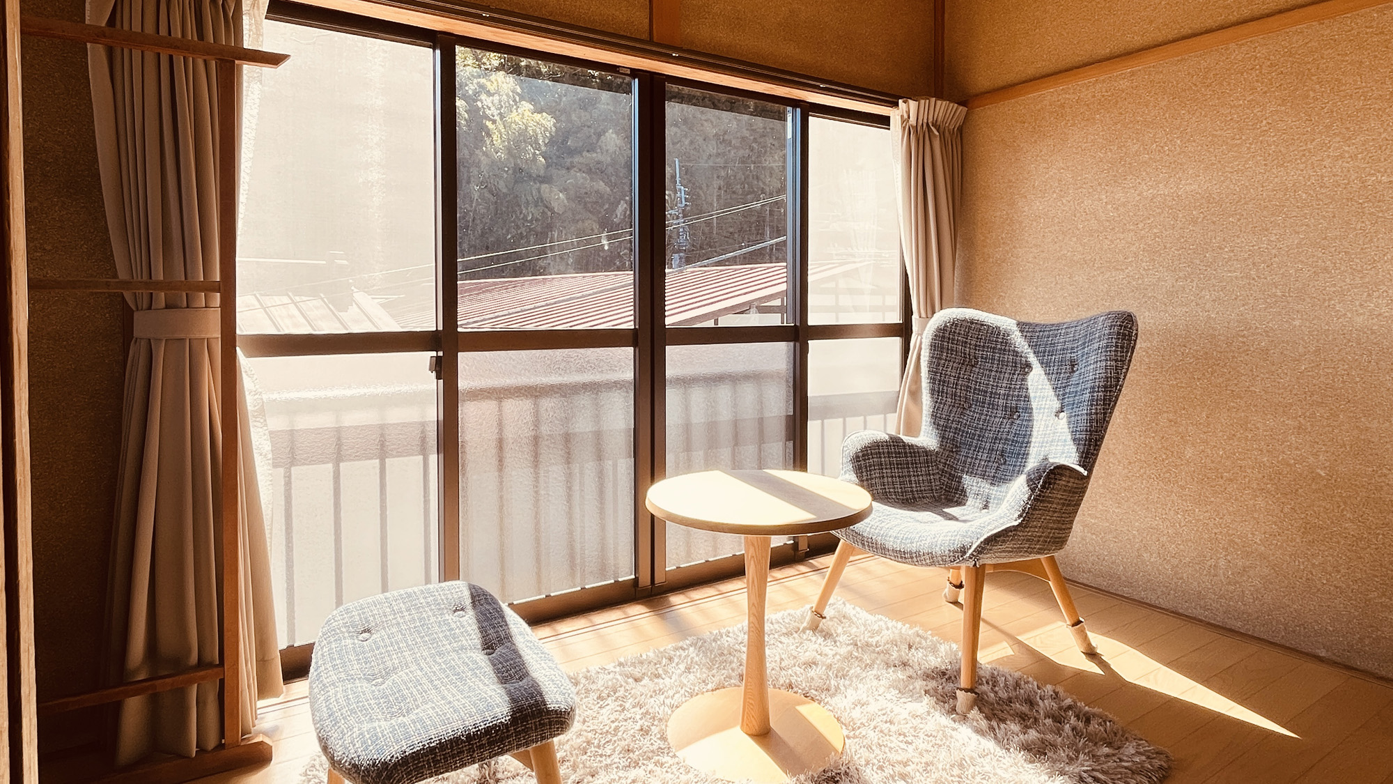 和室8畳&times;８畳（梅）2間続きなのでファミリーやグループにおすすめです。*