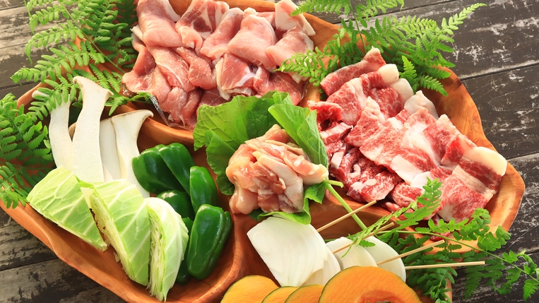 【直前割】【1泊2食】「タイニーハウスポレポレ×売木村産炭火焼BBQ」手ぶらで楽しめるお手軽BBQ♪