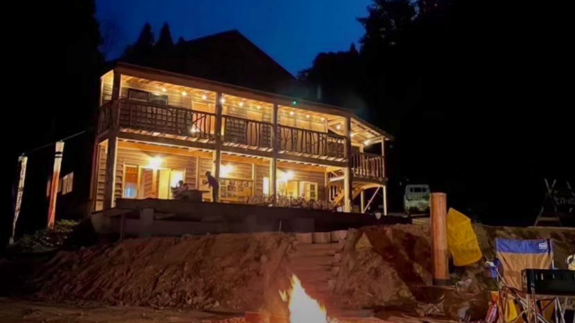 ☆【外観】農家ゲストハウスポレポレへようこそ！(夜)