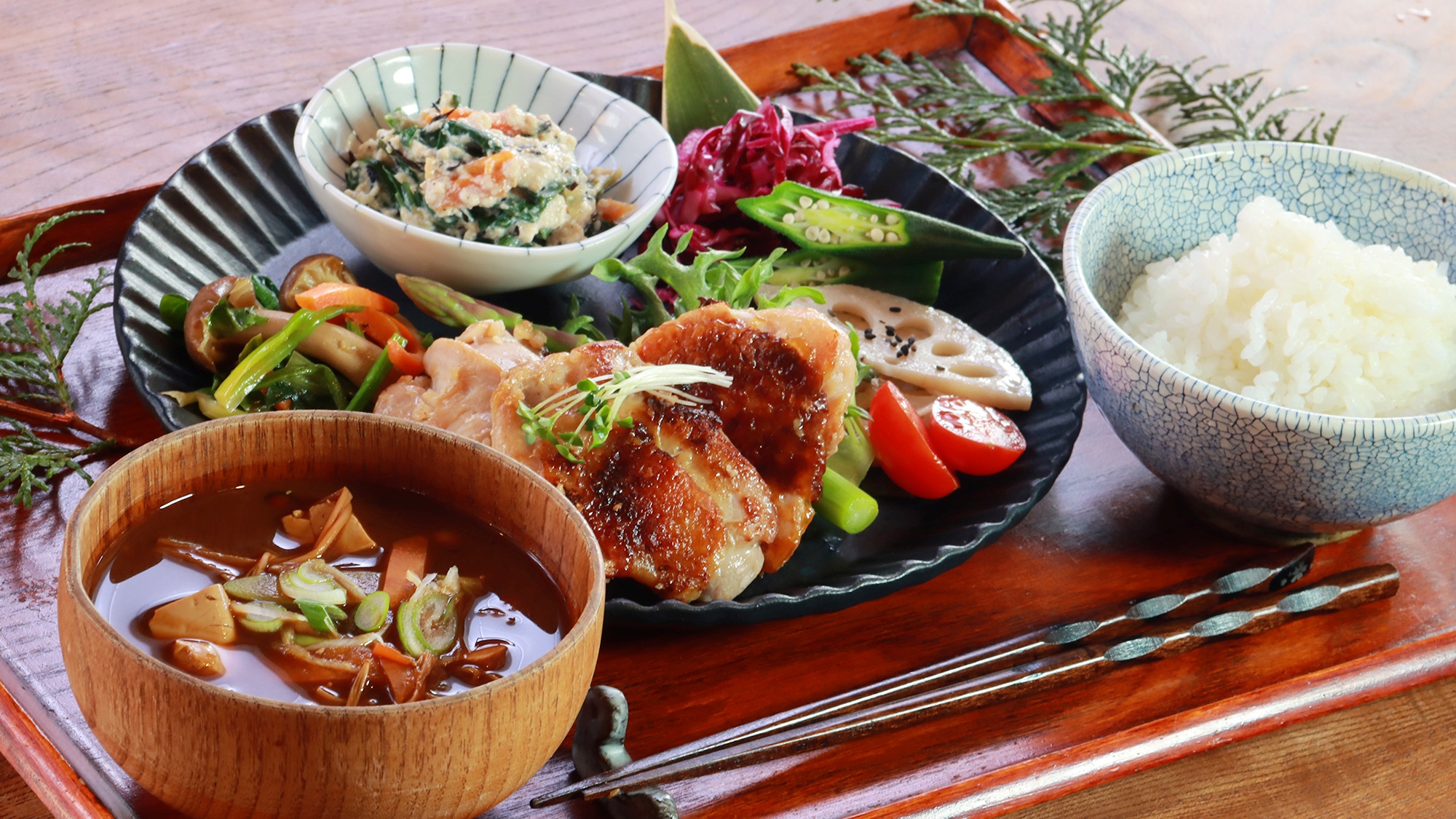 【お料理】 夕食  農家定食の一例(信州福味鶏の麹づけソテー)