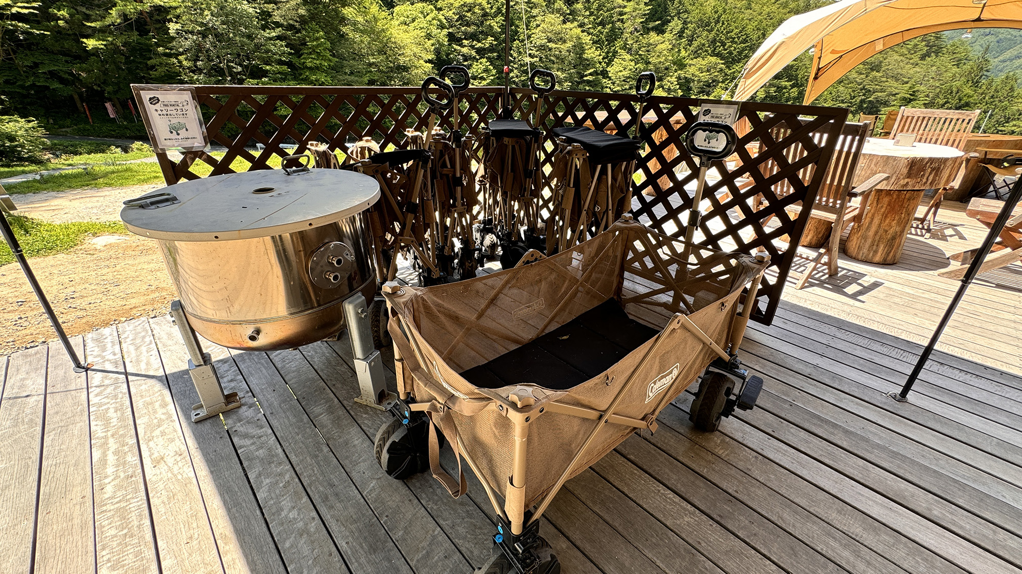 【キャンプエリア】 センターハウス  レンタル品