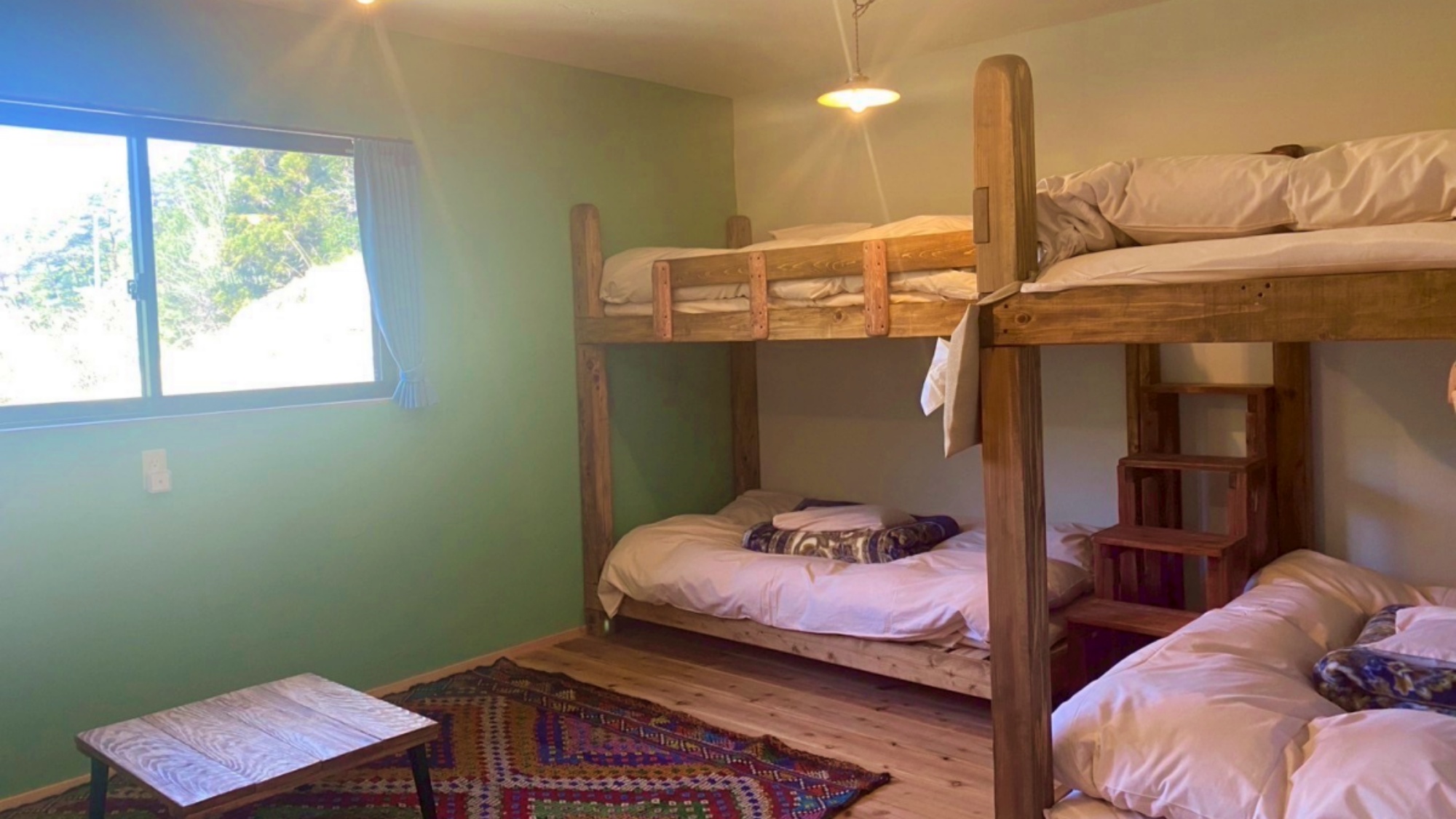 【客室】 ゲストハウス