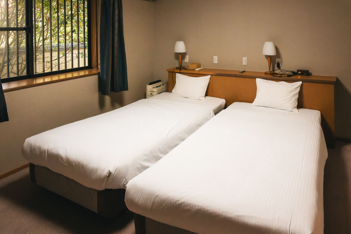 寝室【ツインベッド】