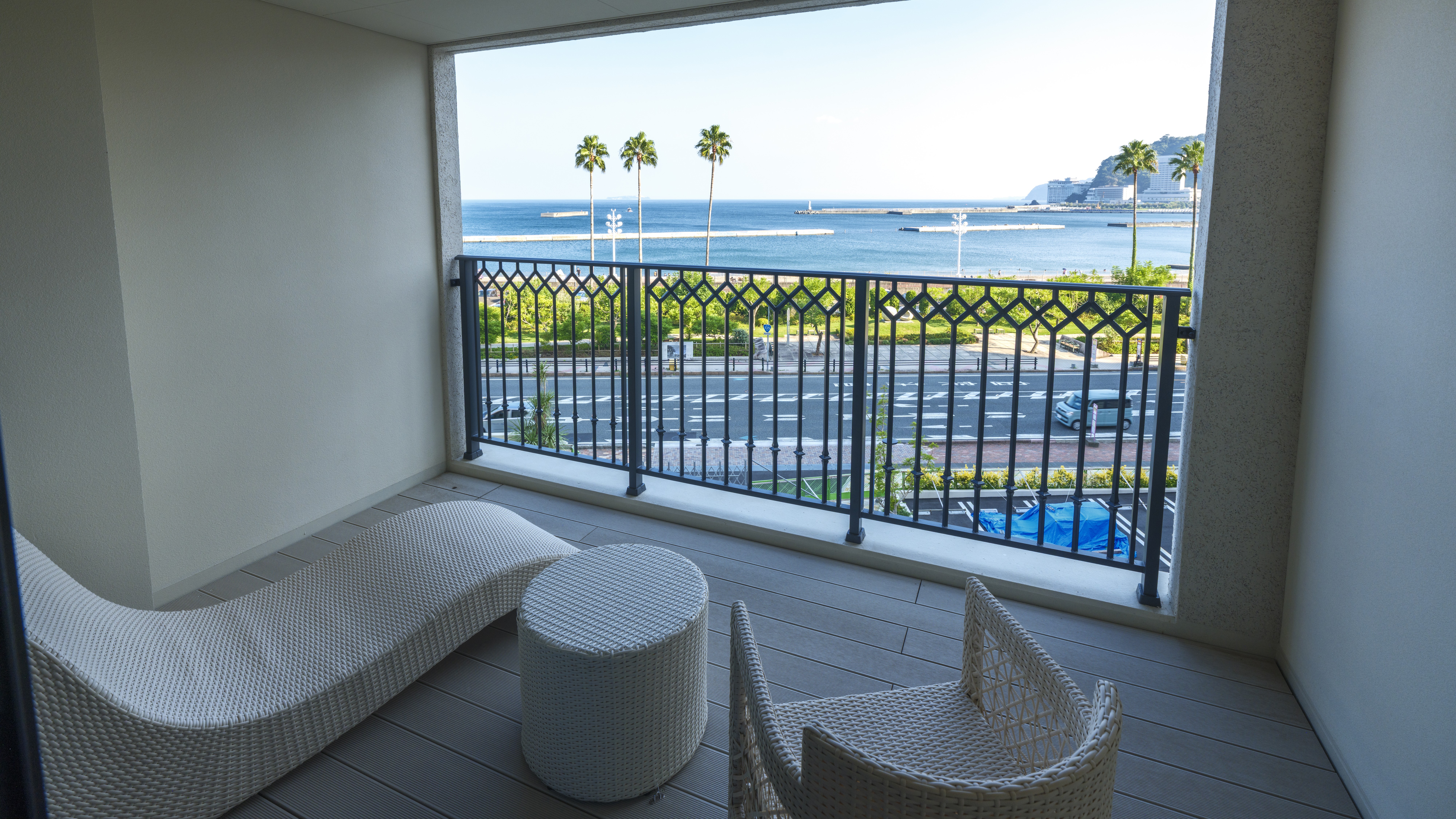 【眺望】バルコニーからの眺望※ダブル（ユニットシャワー）《セントラル》