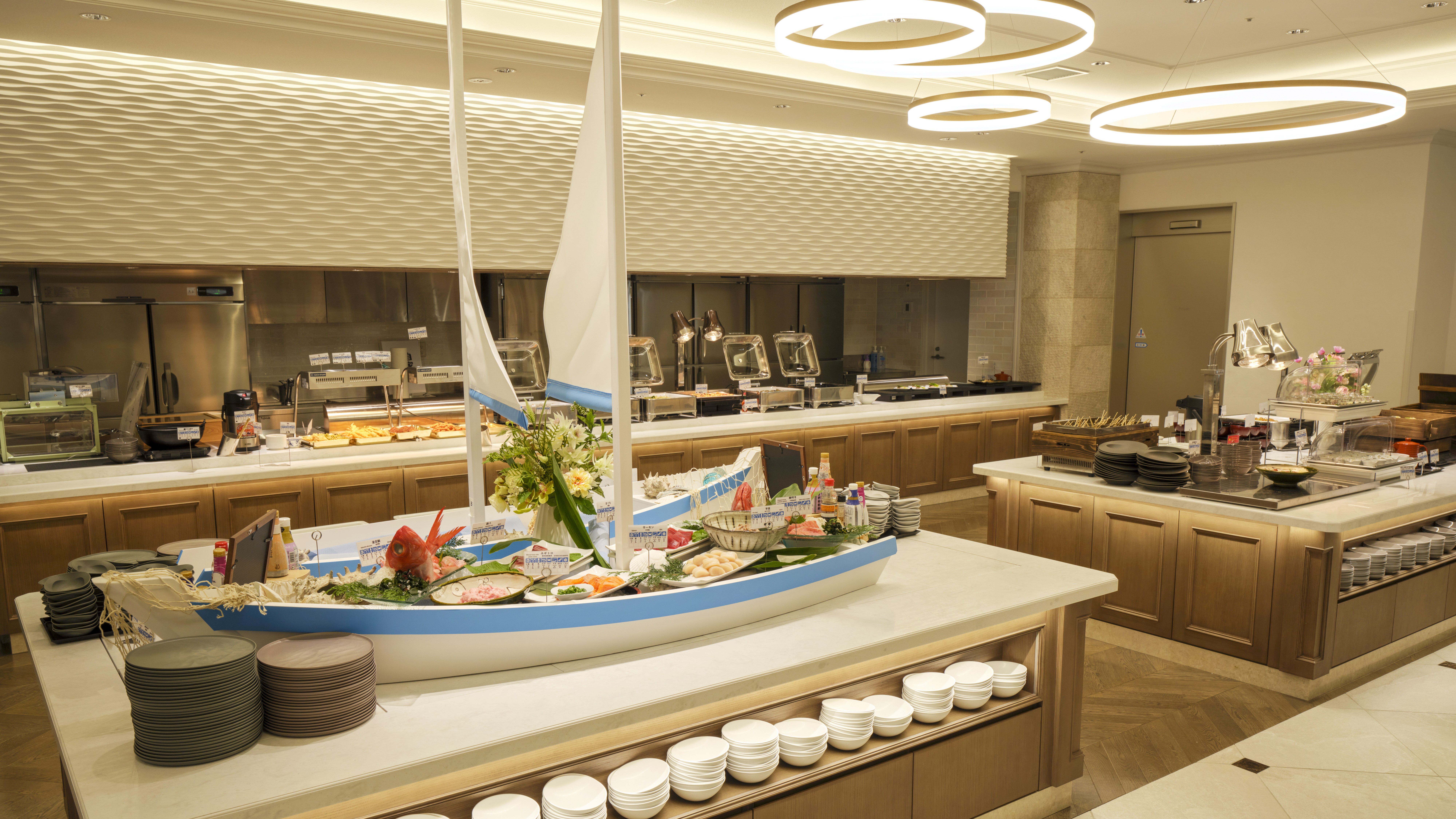 【夕食/バイキング】レストラン