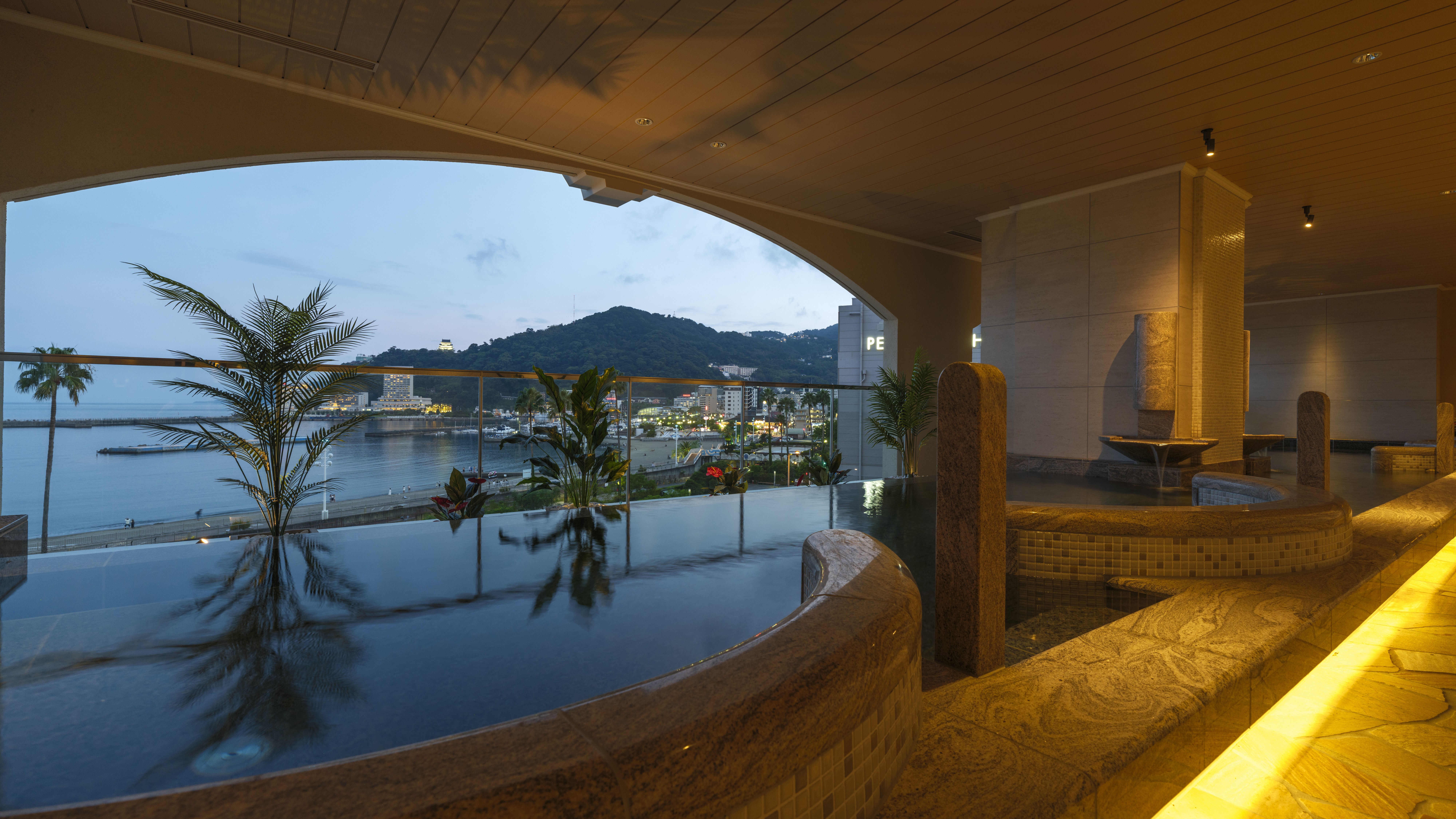 展望露天風呂※湯あみ着着用