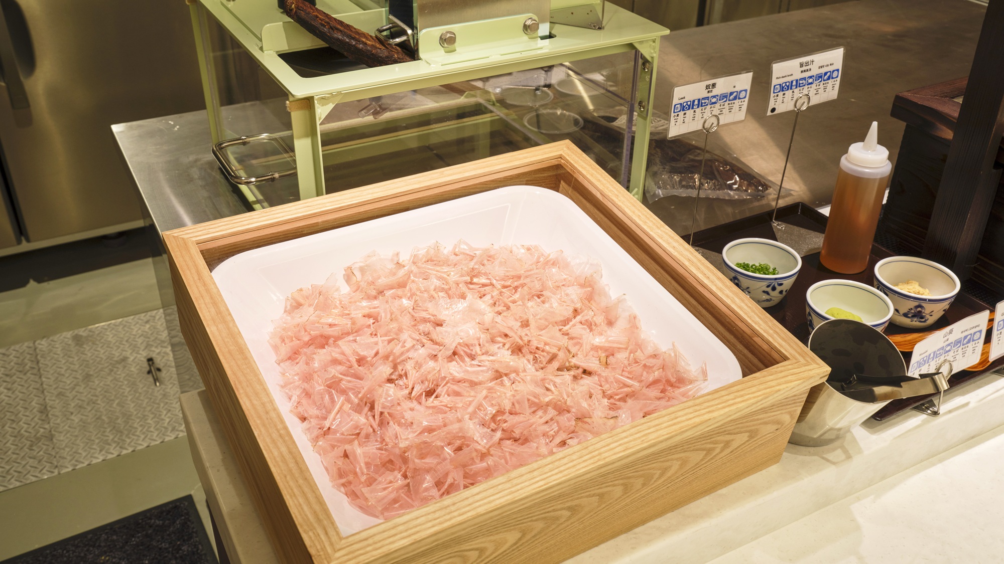 【朝食/バイキング】削りたて鰹節