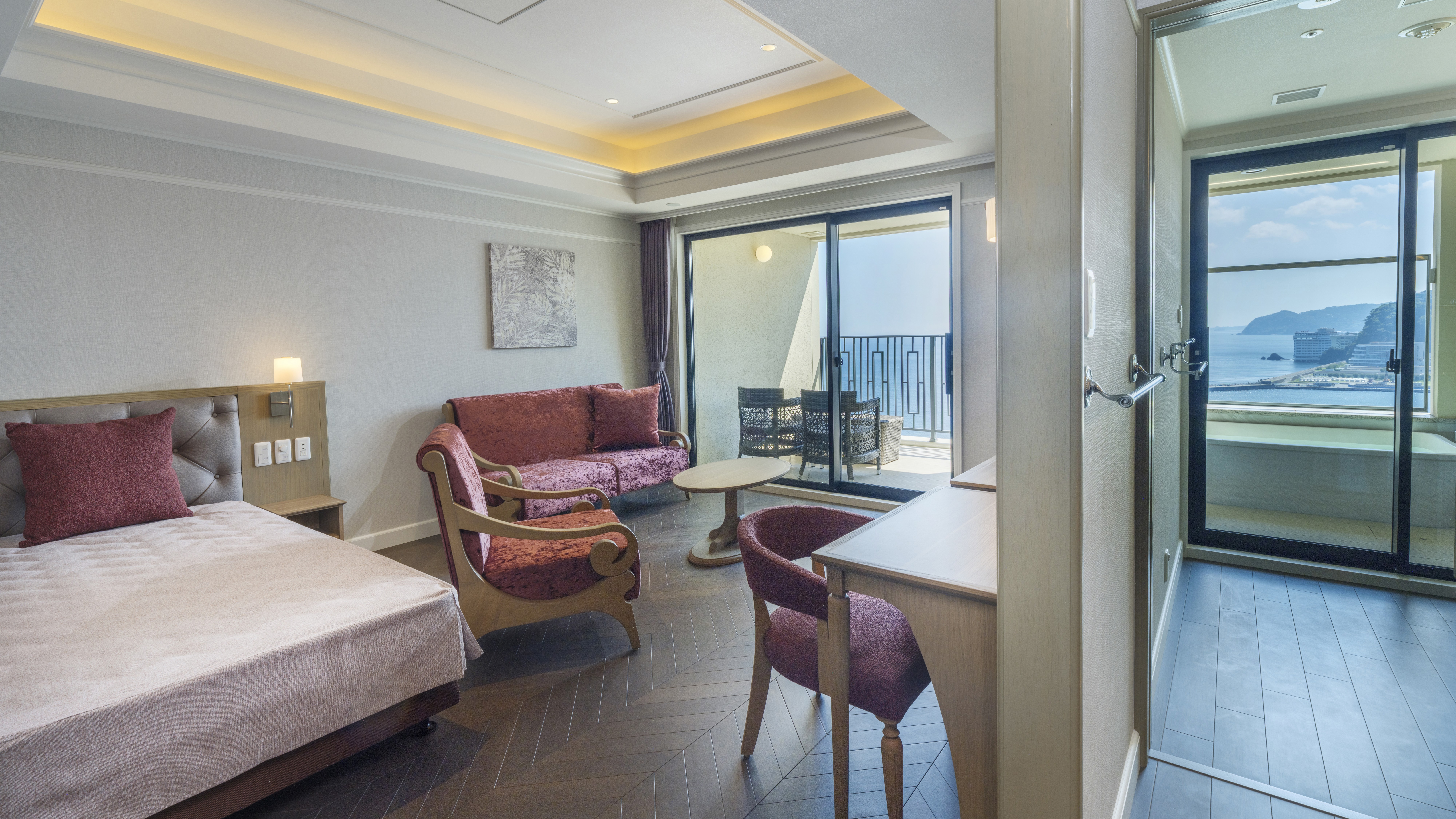 【客室】スカイトリプル《イースト》