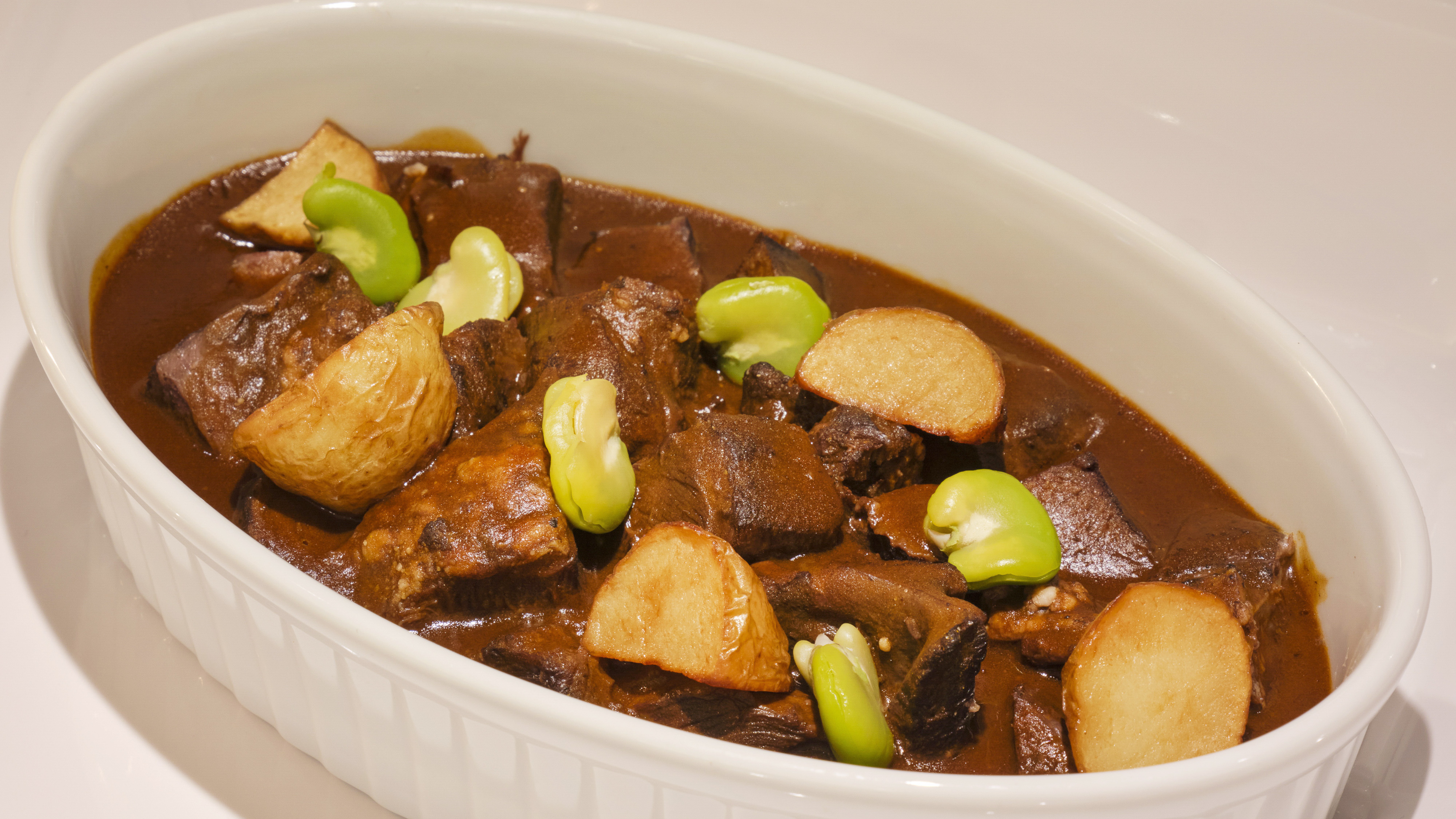 【夕食/バイキング】牛ほほ肉の赤ワイン煮込み