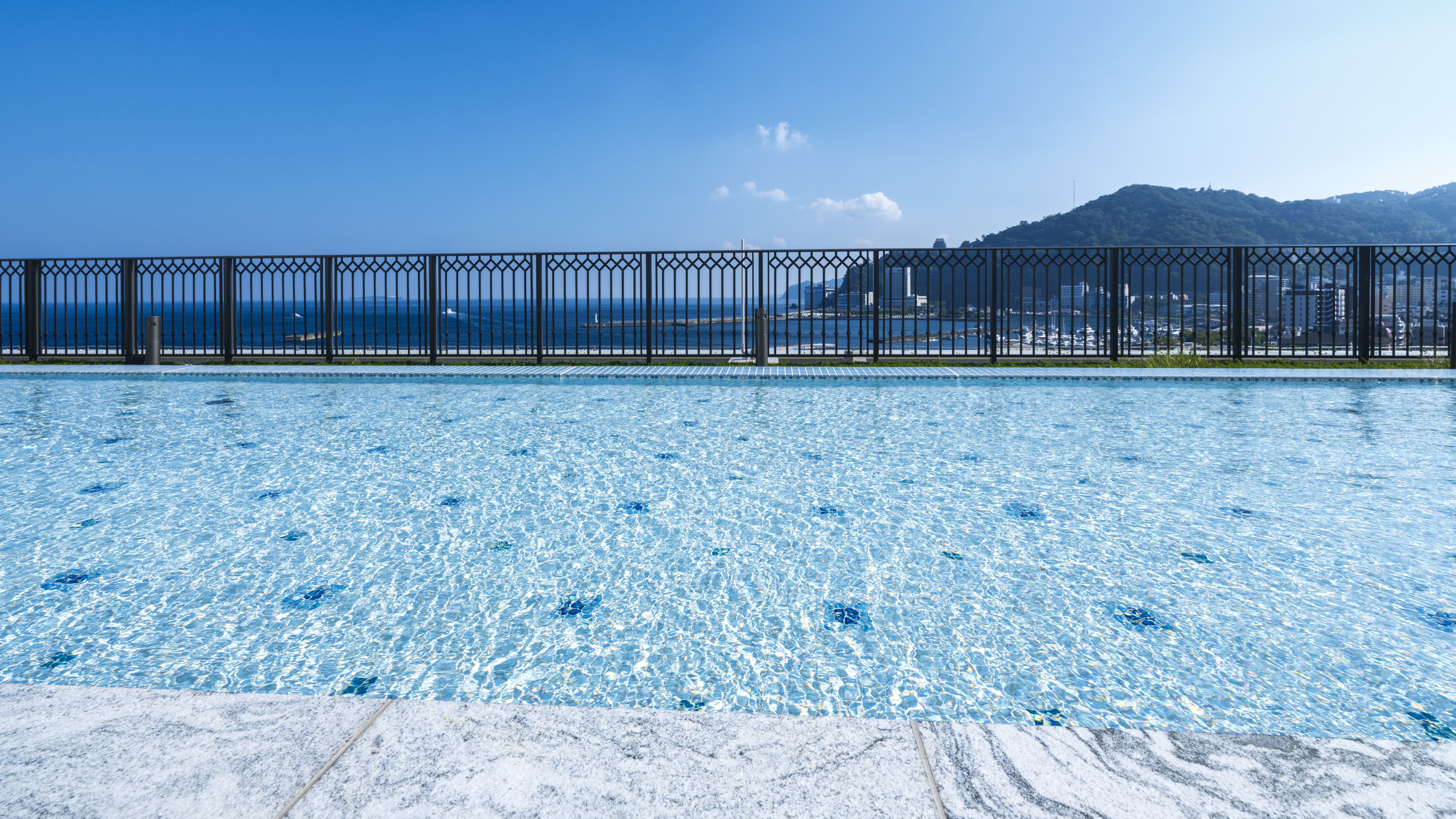 【テラス】水盤