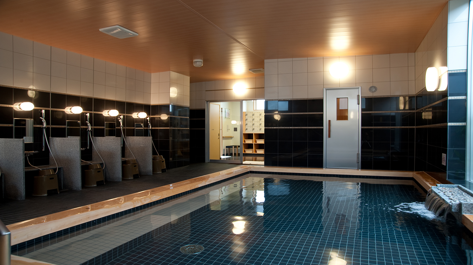 クインテッサホテル渡辺通　大浴場