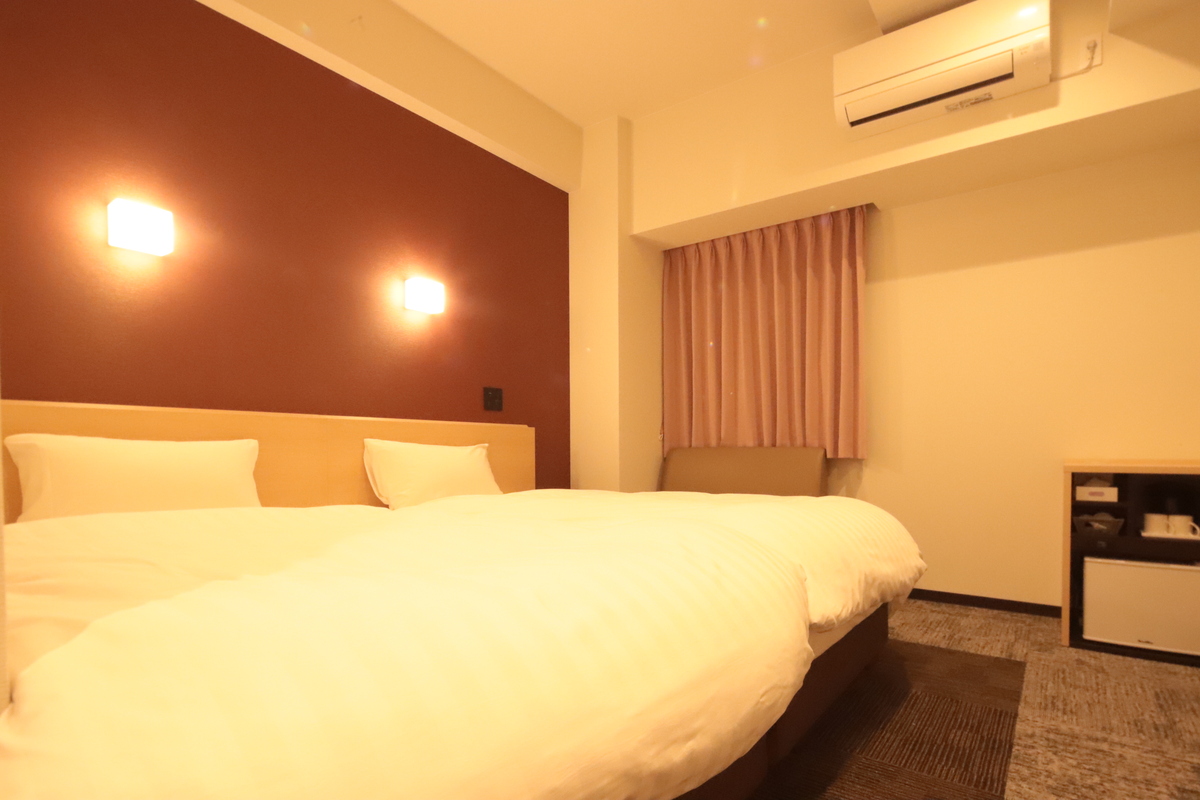 【スーペリアツイン】ベッド幅100cm 2台