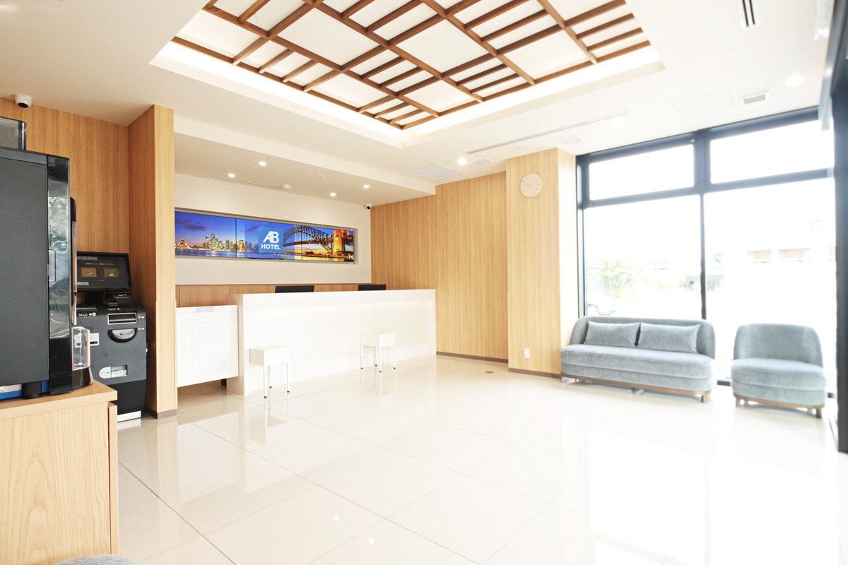 ロビーにてごゆっくりお過ごしくださいませ。