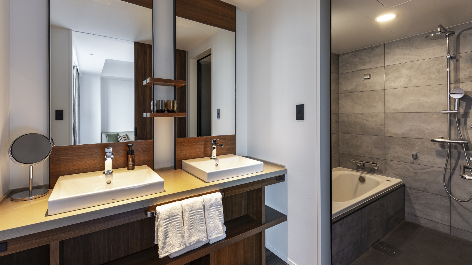 Classy クラッシートリプル　禁煙