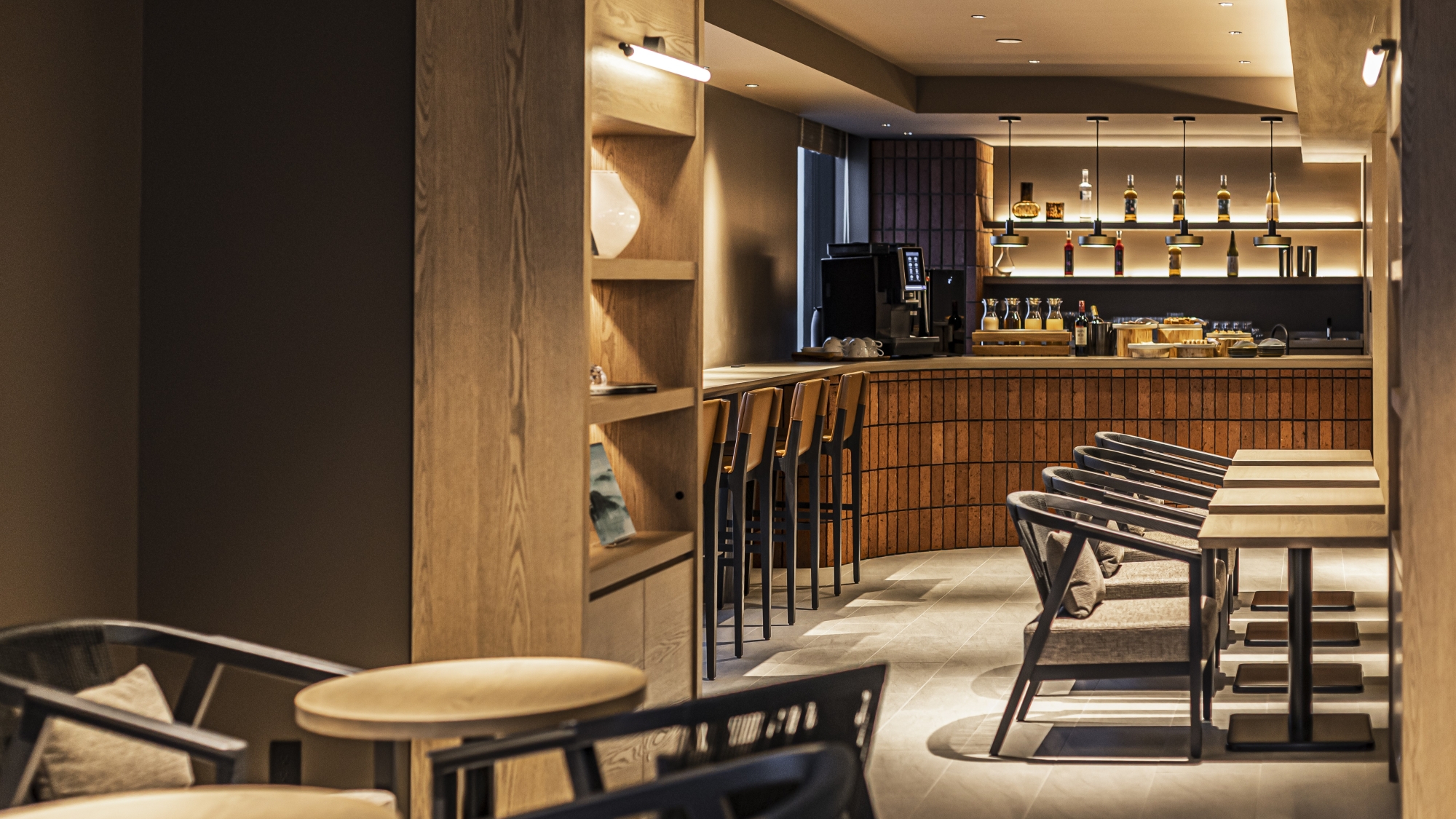 プレミアムラウンジ_夜