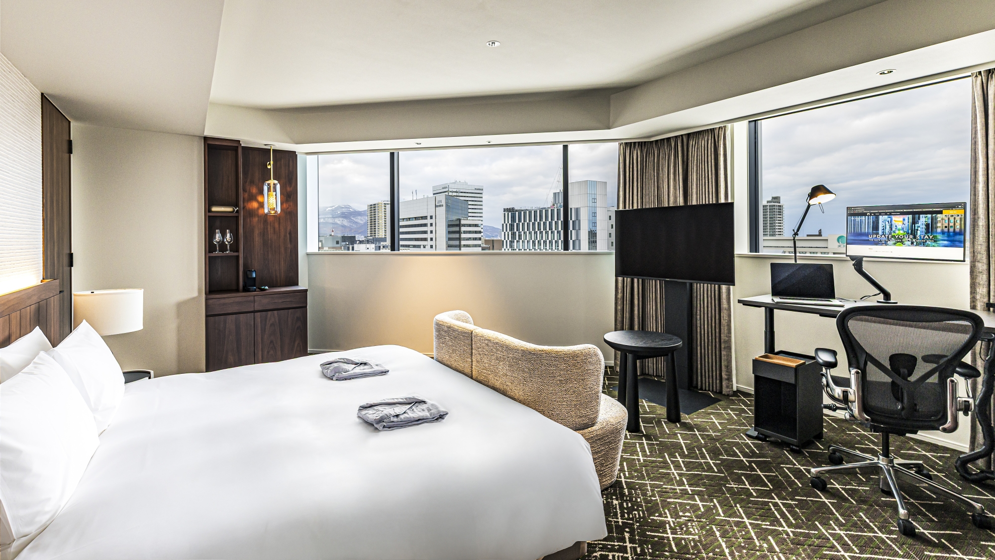 Business Luxe ビジネスリュクス　禁煙