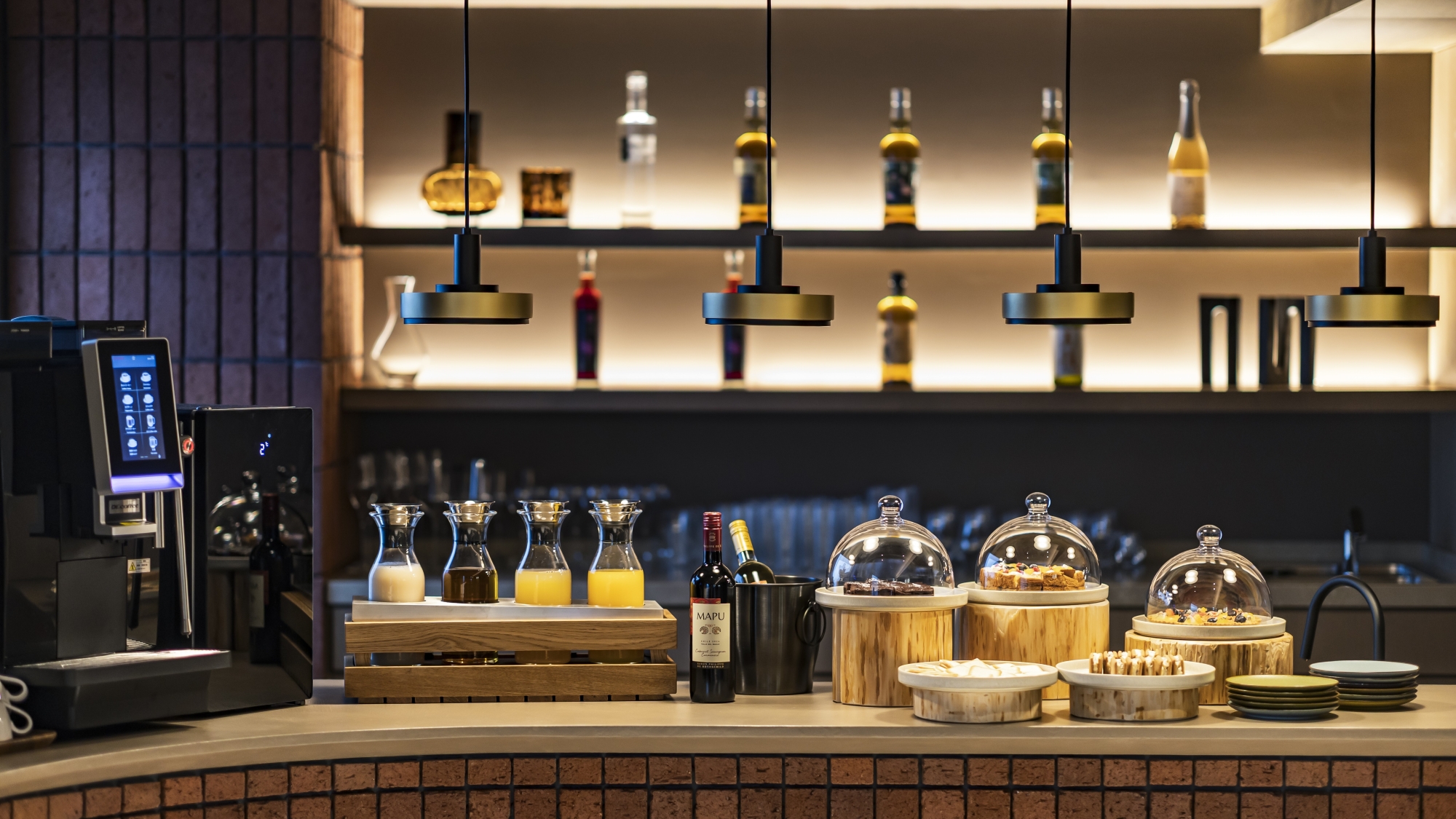 プレミアムラウンジ