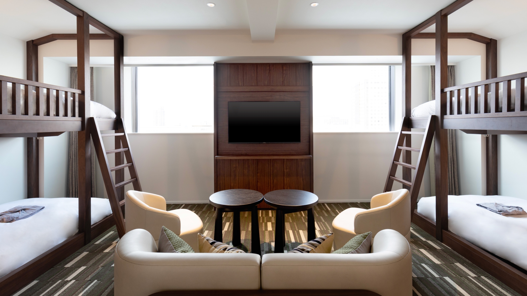 エッセンシャルフォース　禁煙（2段ベッド2台）