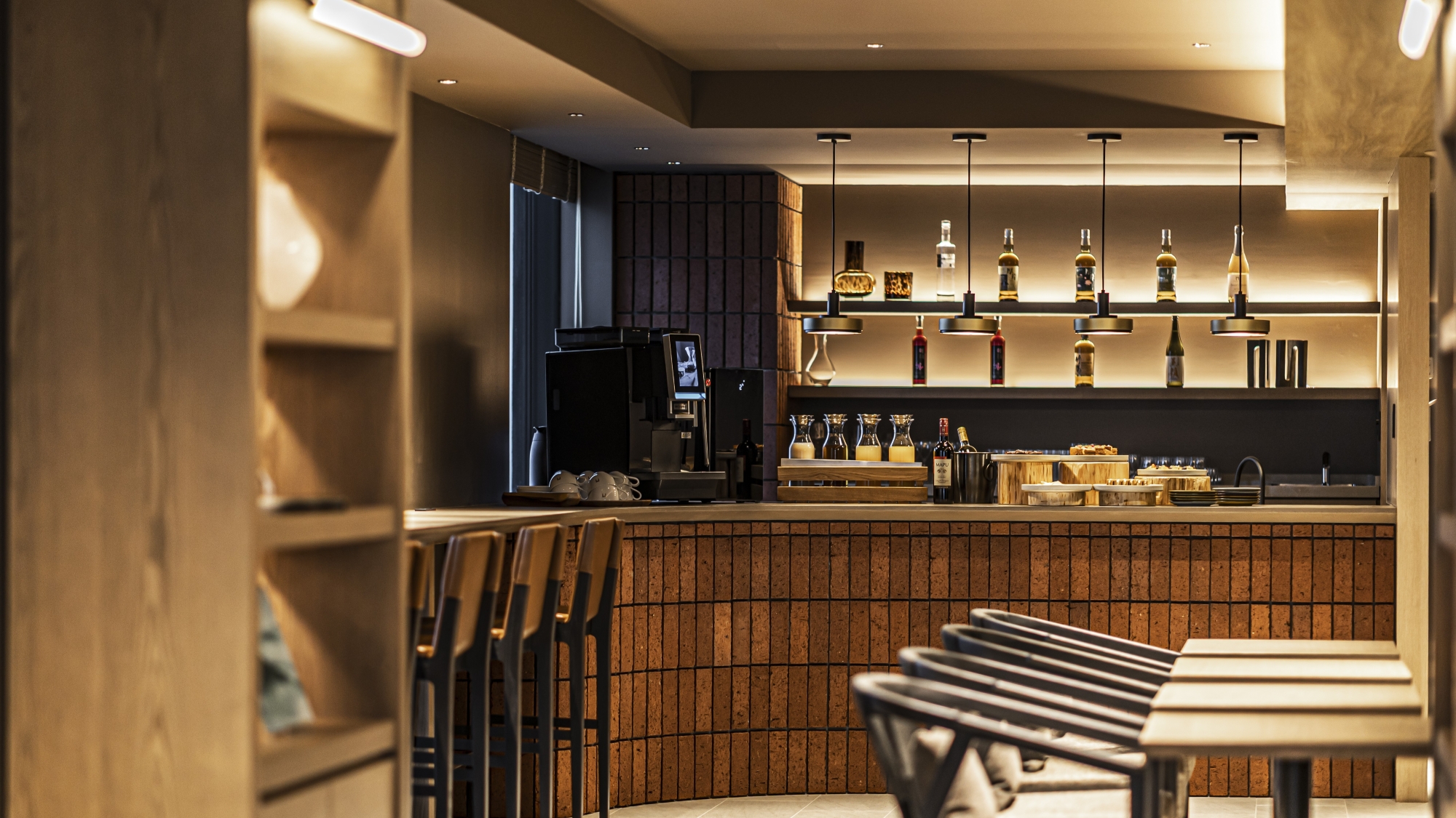 プレミアムラウンジ_夜