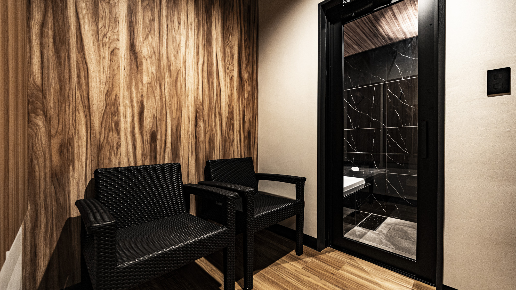 フィンランドサウナ・ツイン60