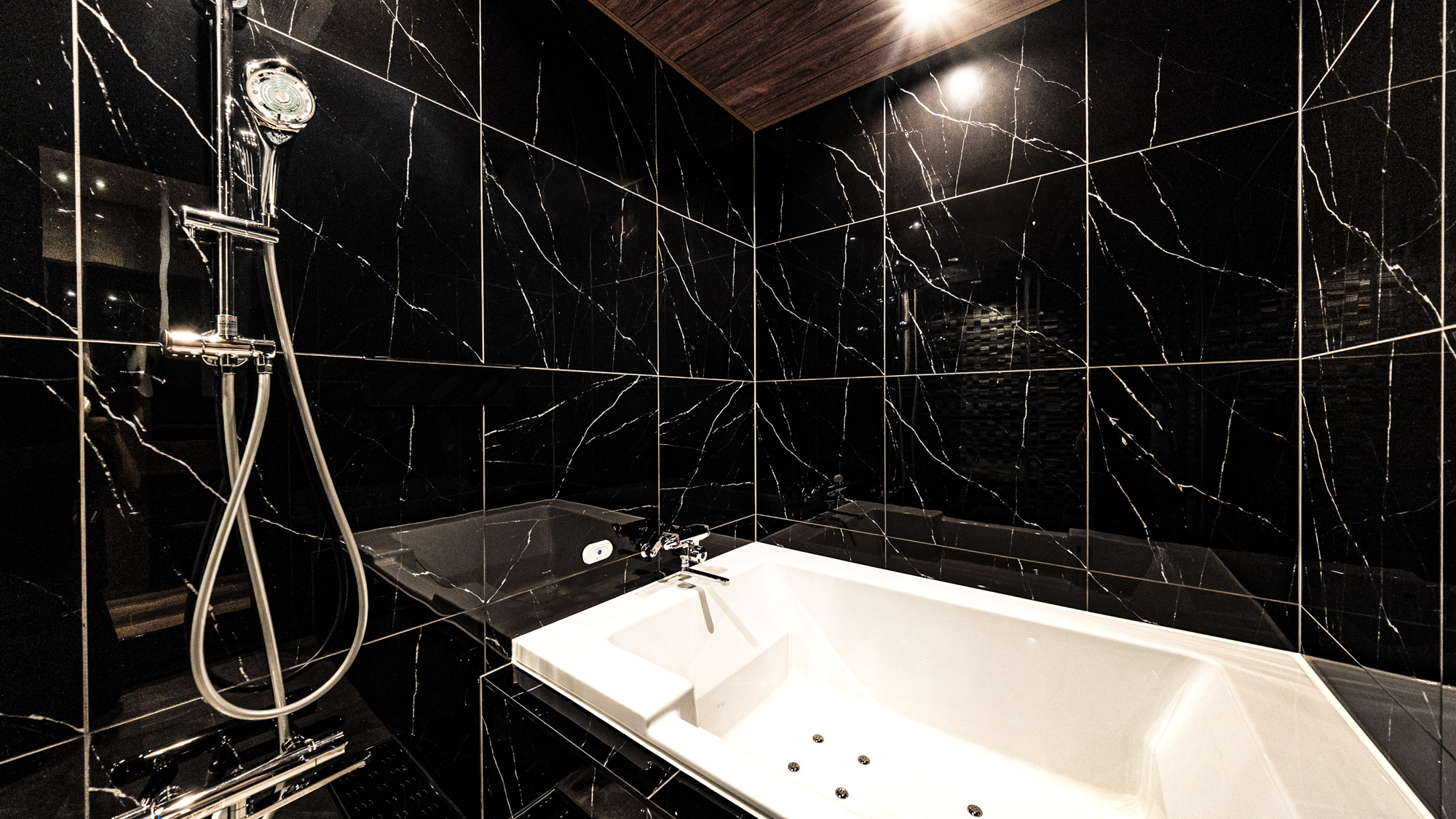 岩盤浴・ツイン