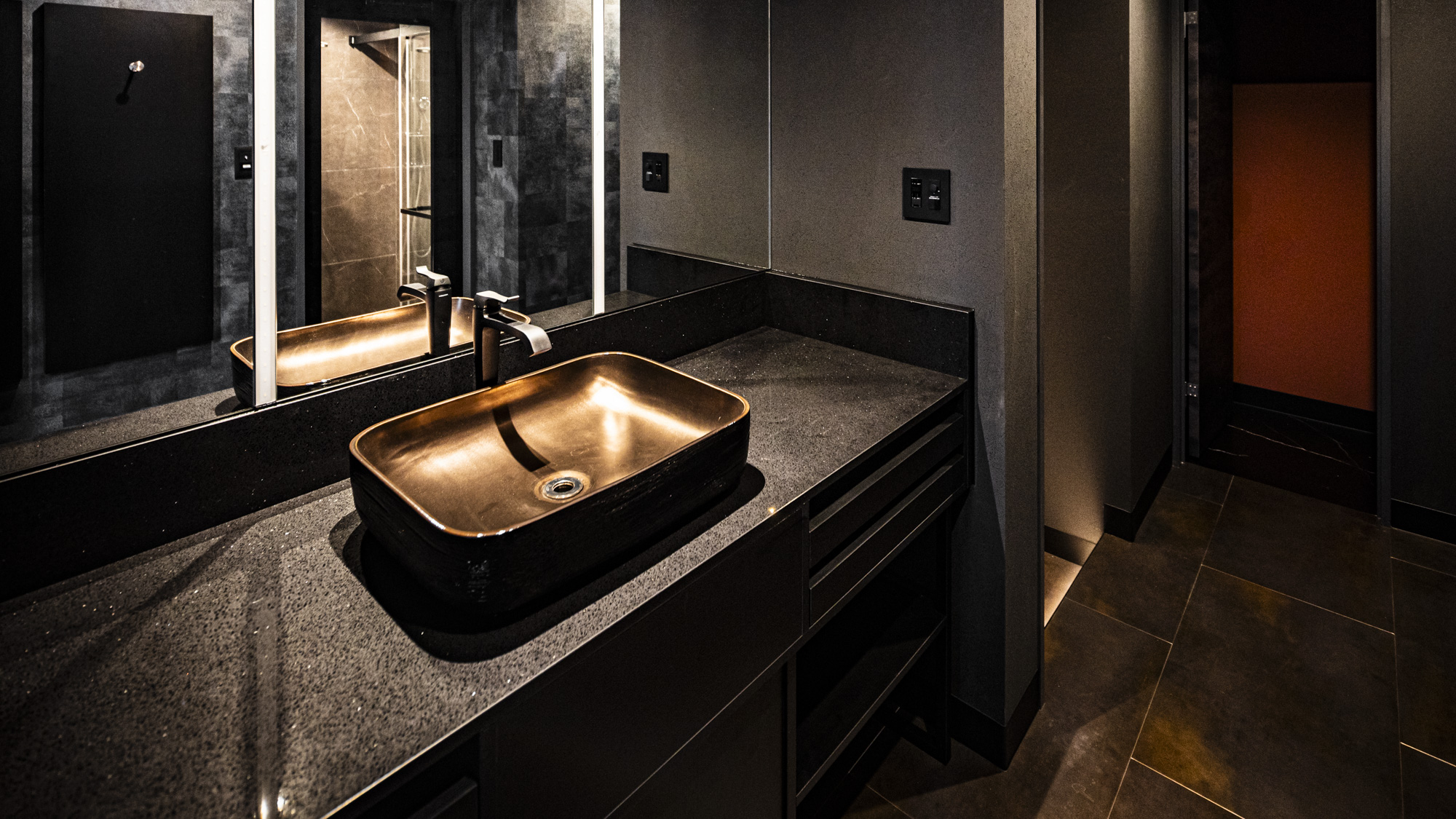 岩盤浴・ツイン