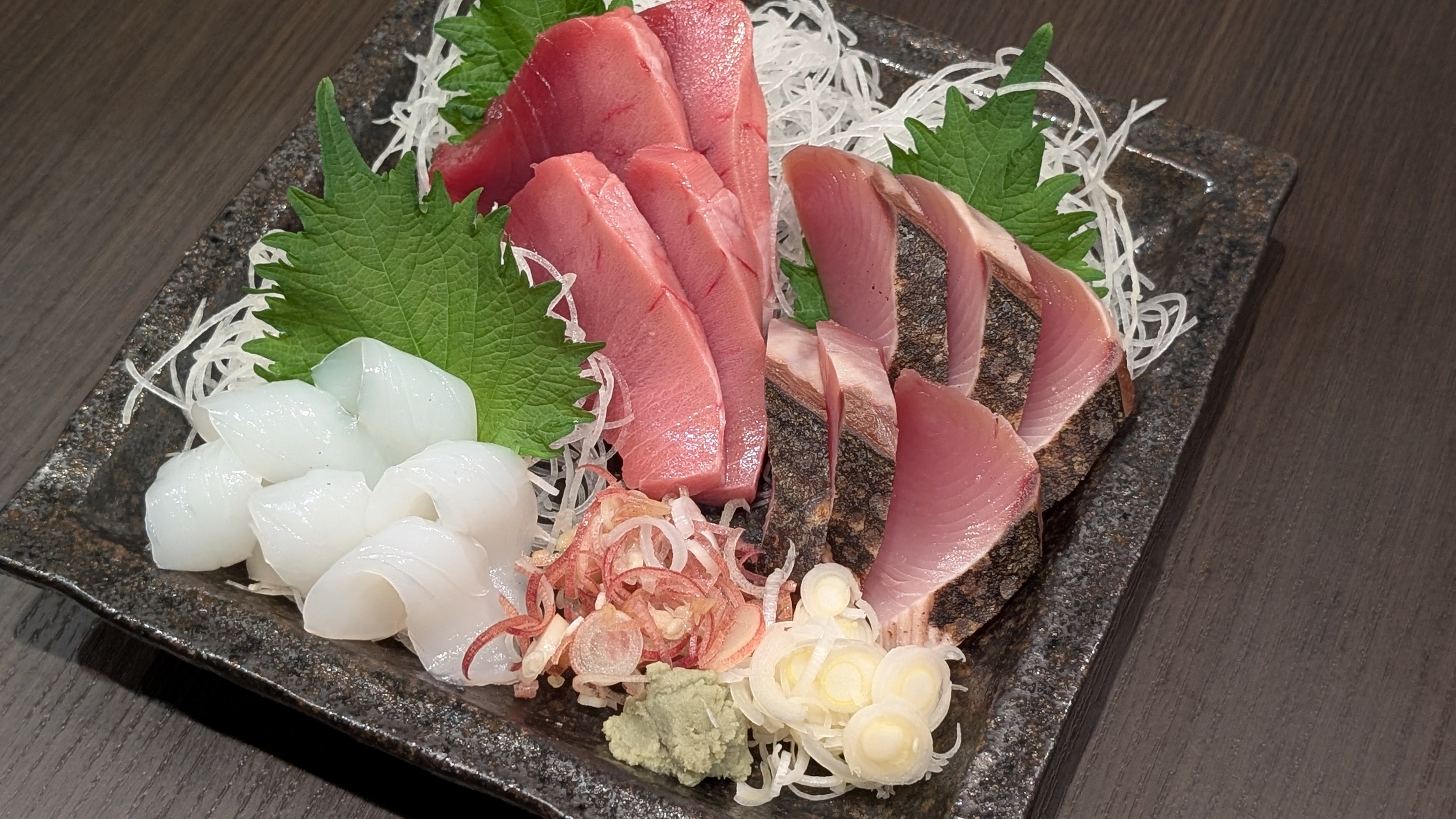 刺身の盛り合わせ