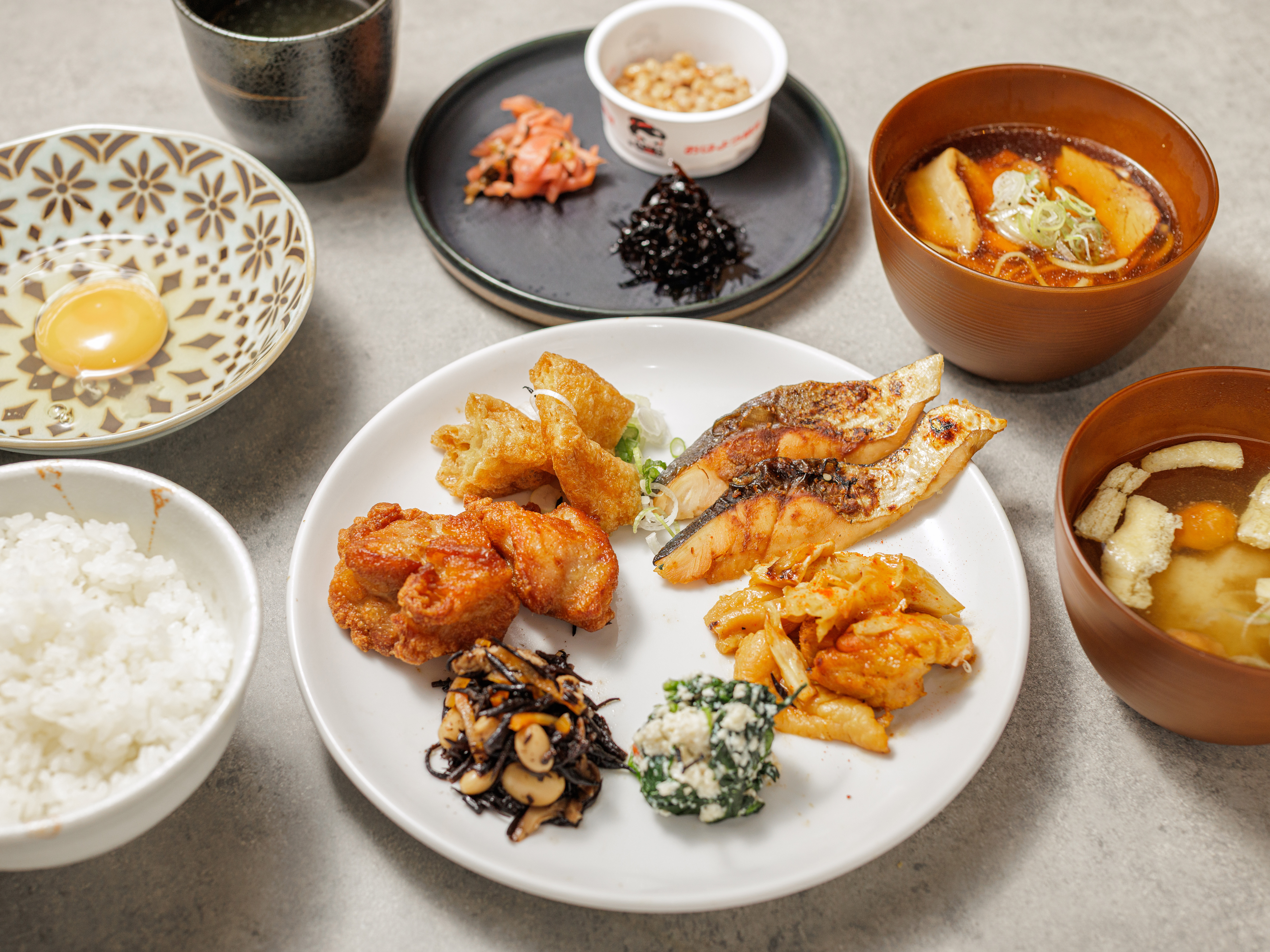 朝食ビュッフェ