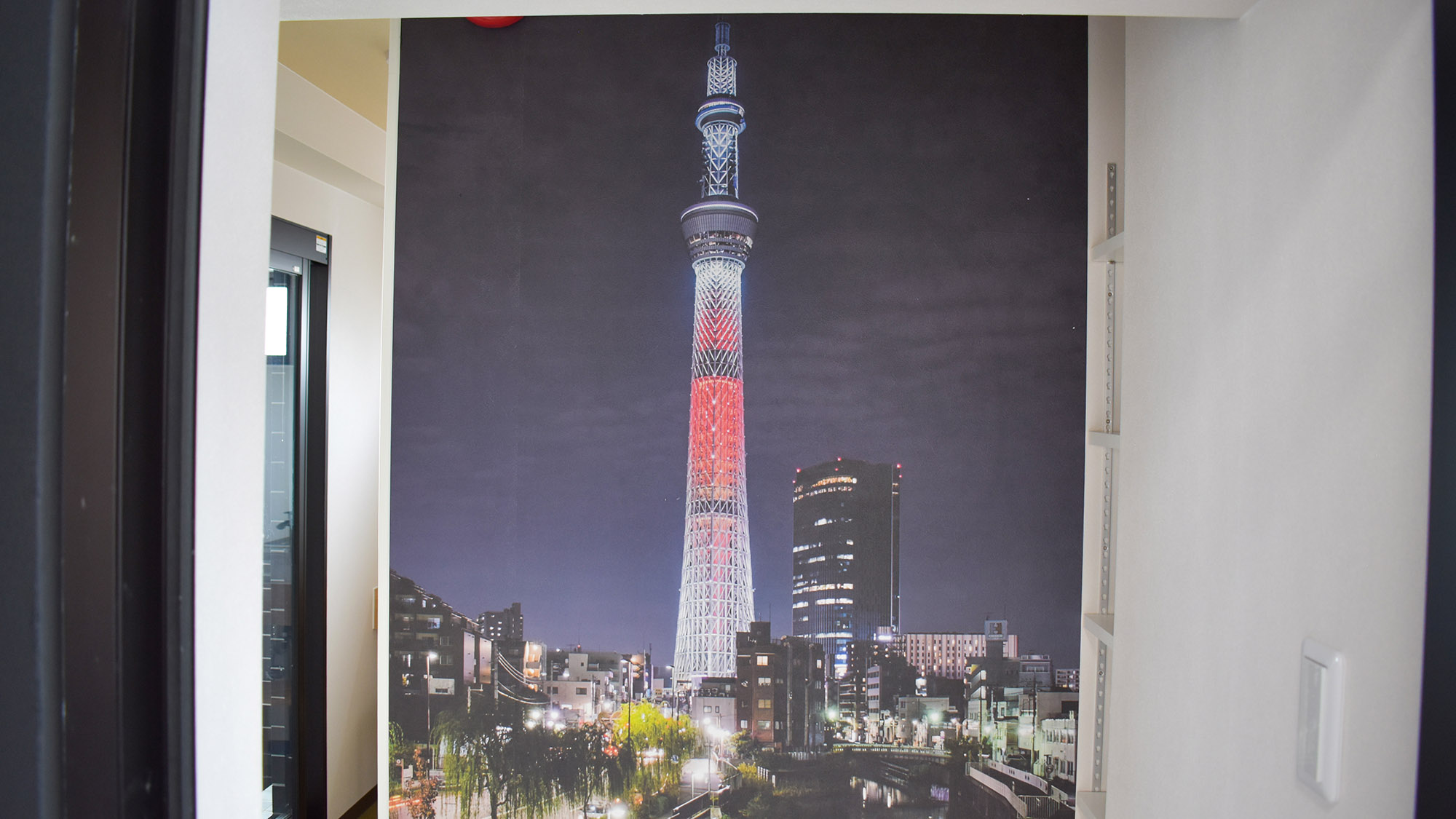 ・【10F　スカイツリーの湯】夜のスカイツリーがお出迎え（大浴場　別途有料）