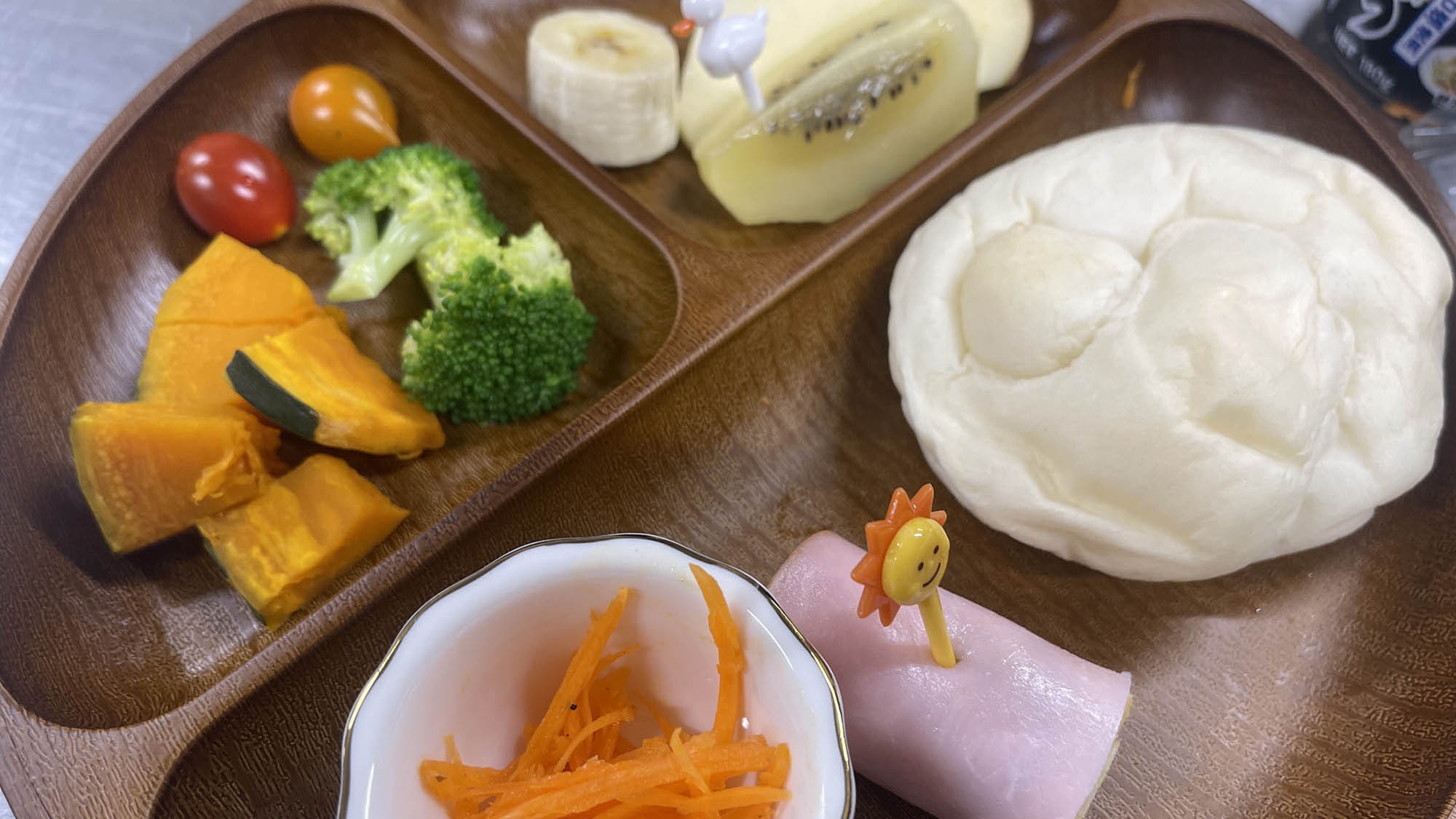 【スダンダード・朝食】朝は那須の恵と美味しいパンで爽やかな目覚めを　体に嬉しい朝食付プラン