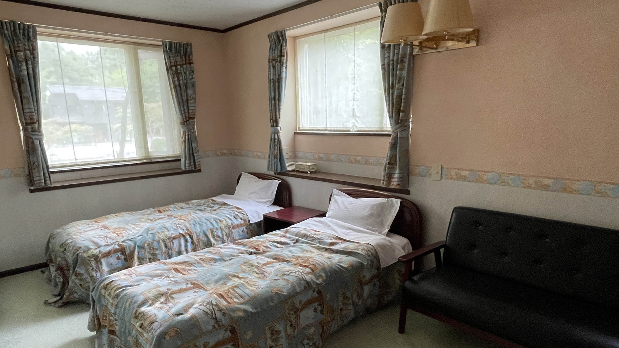 ・【本館ツインルーム（ユニットバス）】癒される旅を当宿を拠点に（※客室ごとにイメージが異なります）