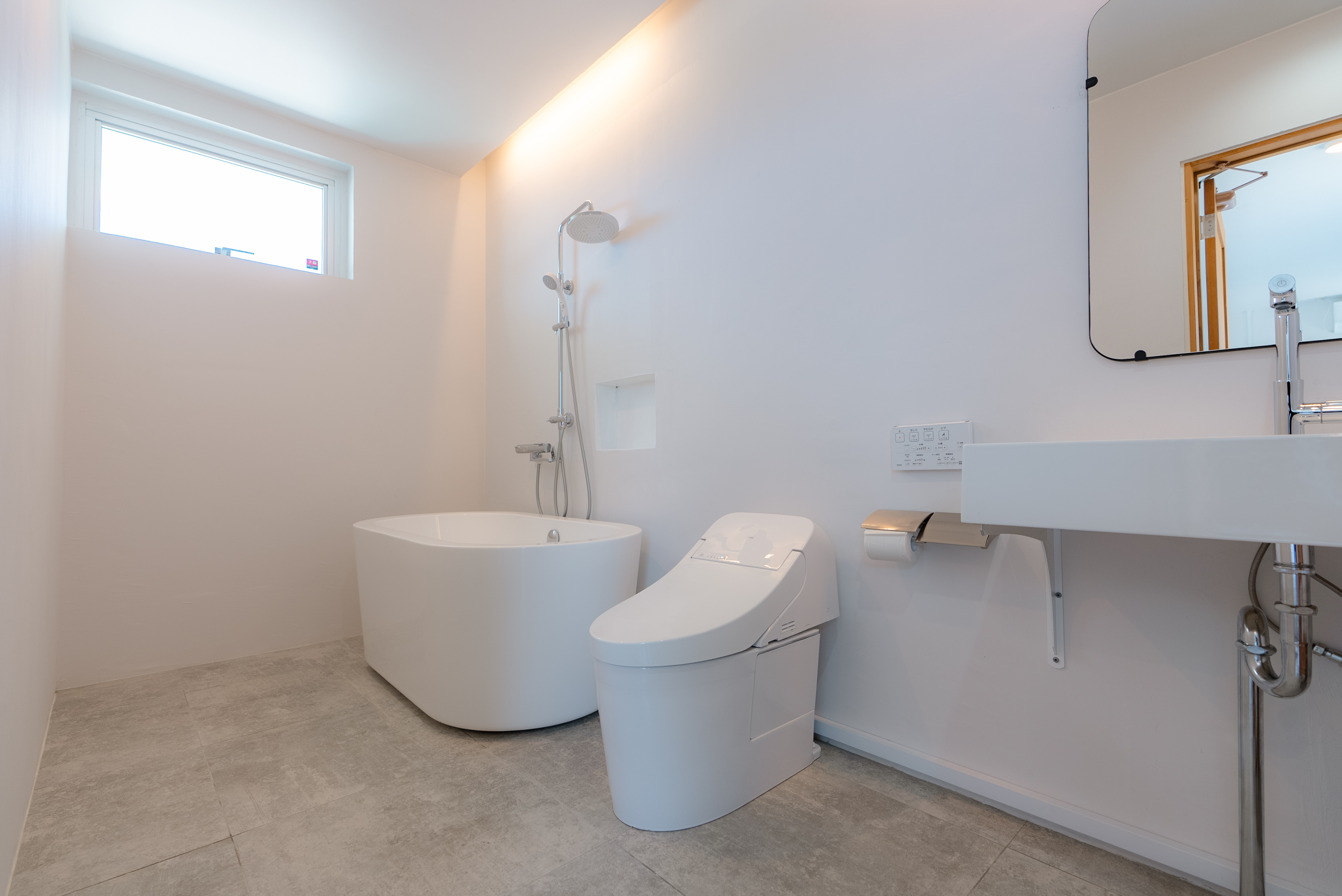 2階バス・トイレ