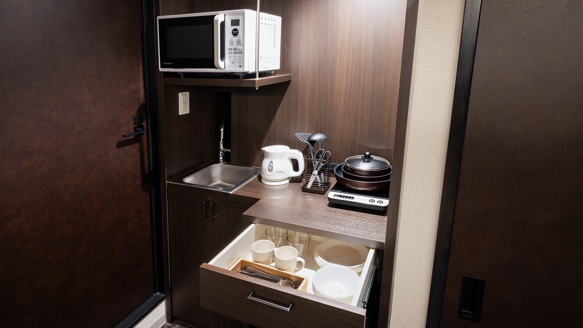 デラックスクイーンルーム