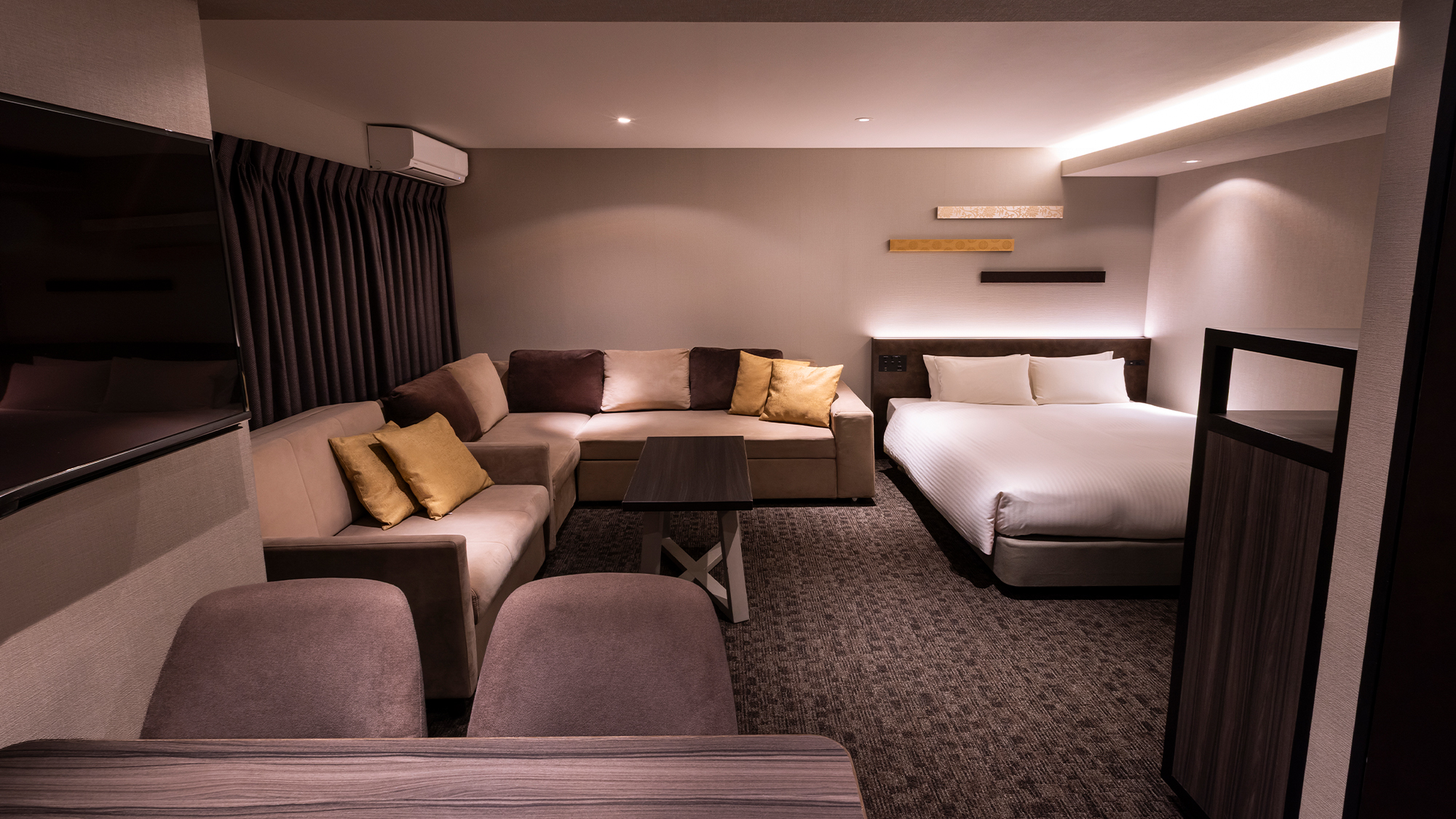 ファミリークイーンルーム