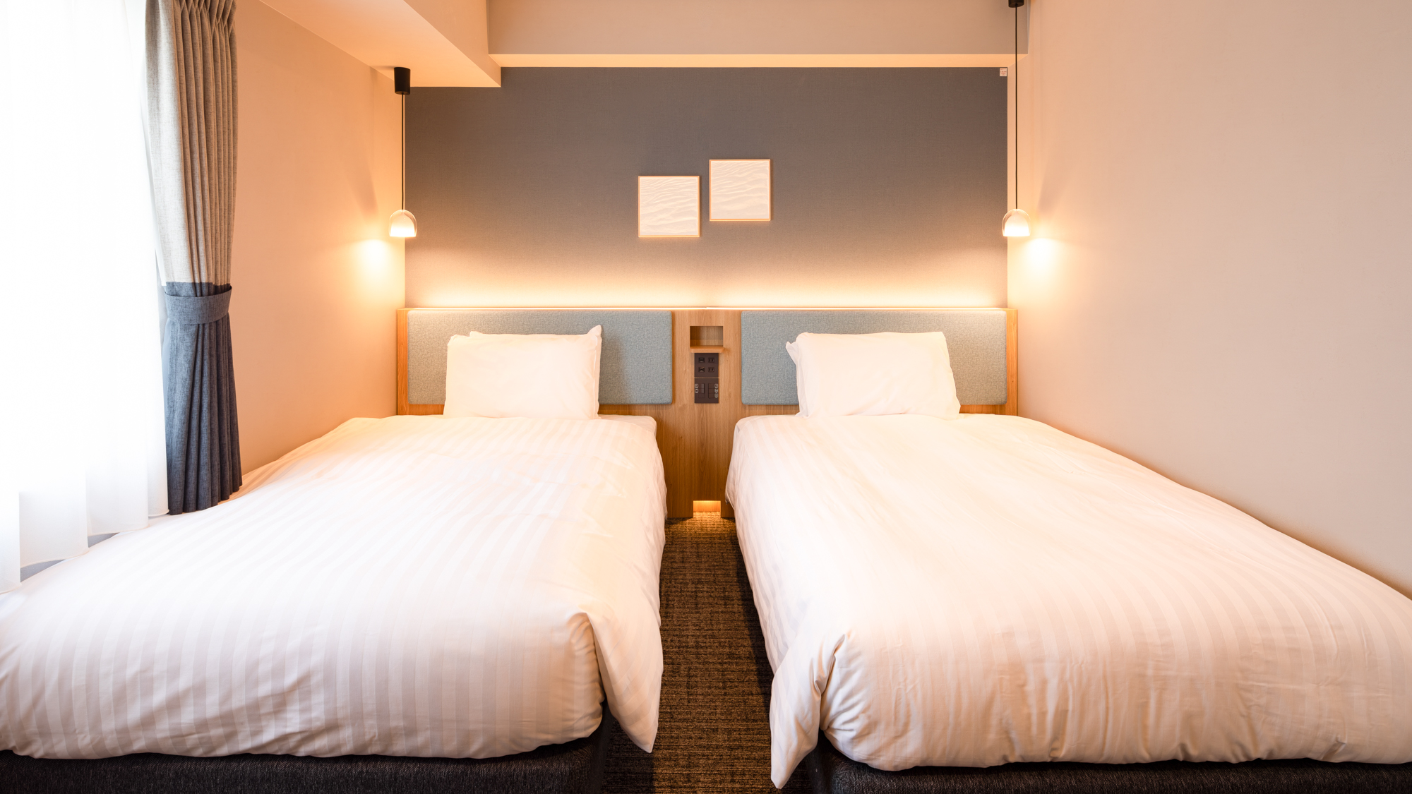 【ツインスタンダード】のびのびくつろげる空間で仲間との旅にぴったり。