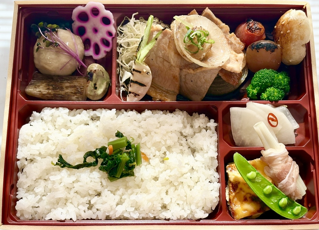 【選べるごちそう弁当】夕食付プランでホテル＆スパを満喫！◇朝食無料◇さらに嬉しい無料特典料も♪♪