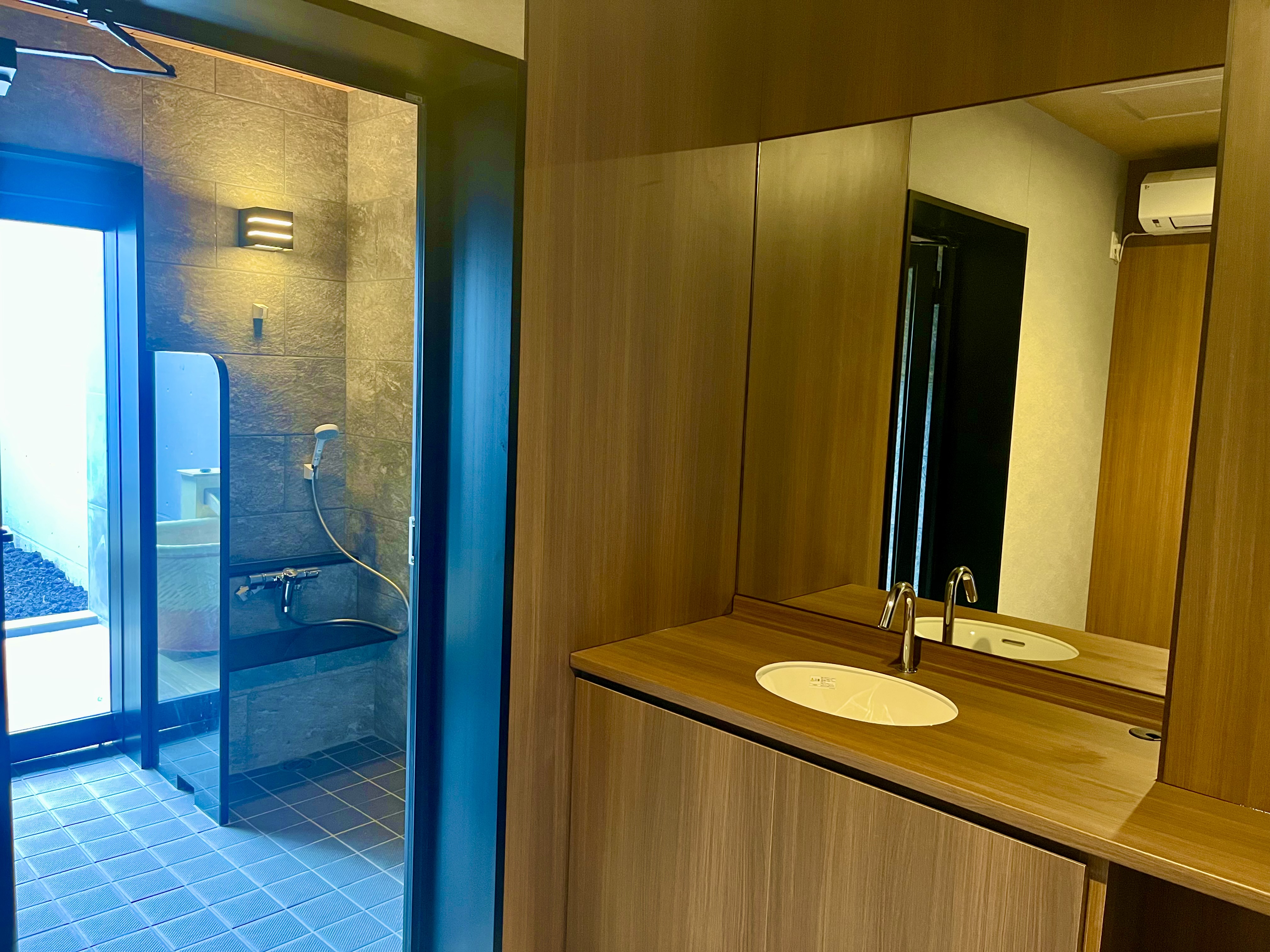 天然温泉かけ流し♬貸切個室！全室にサウナ完備☆