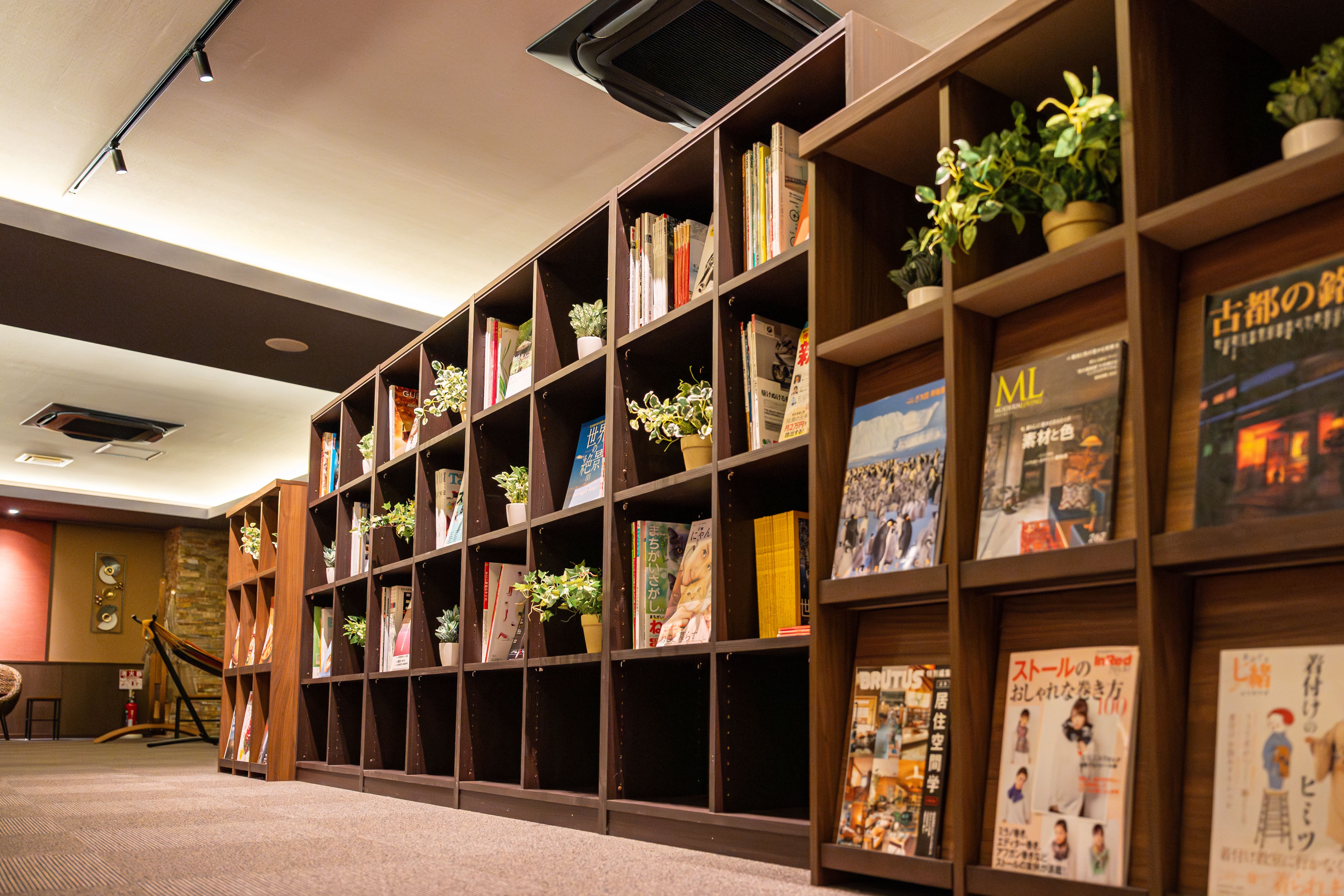 【Welcome＆湯上りラウンジ】本を探す時間は知識への道☆