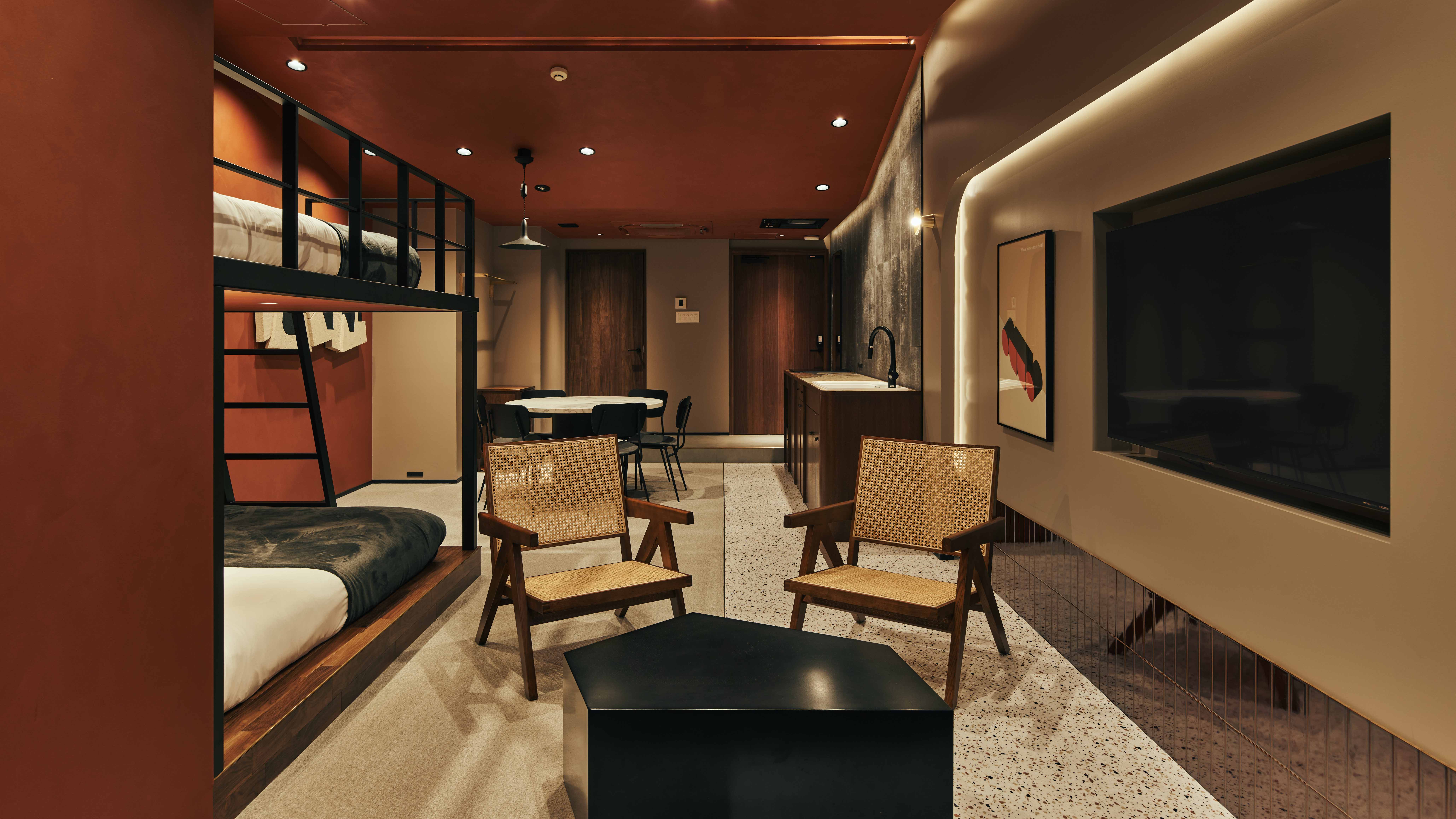 スーペリアスイート（702） 　52㎡　キッチン、洗濯機付き　6名宿泊可能