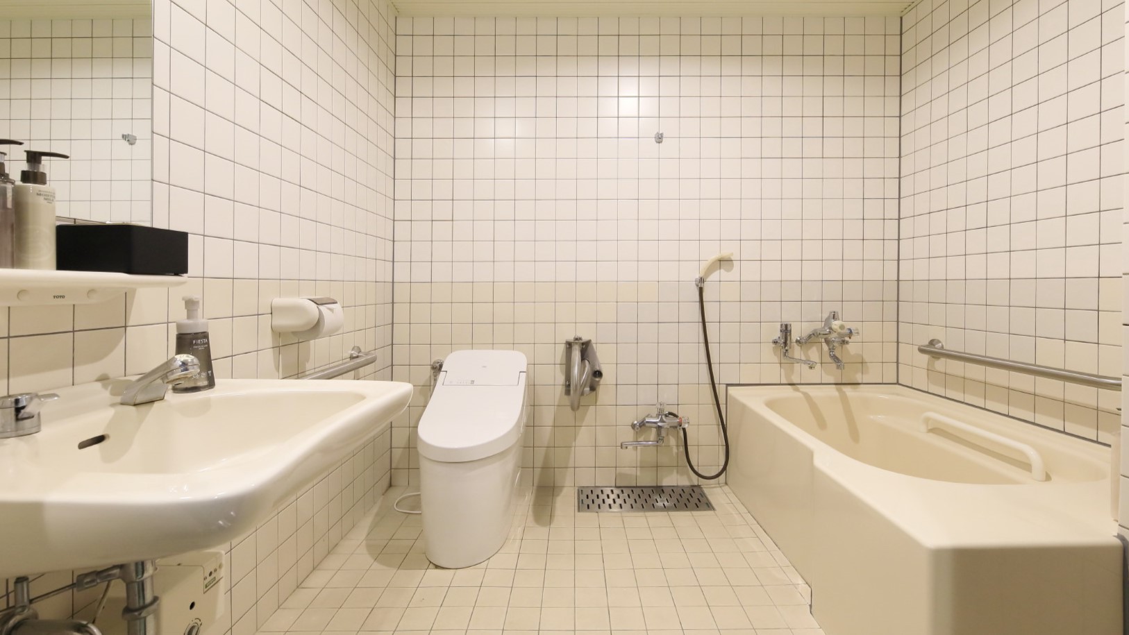 【露天風呂付きバリアフリーツイン】