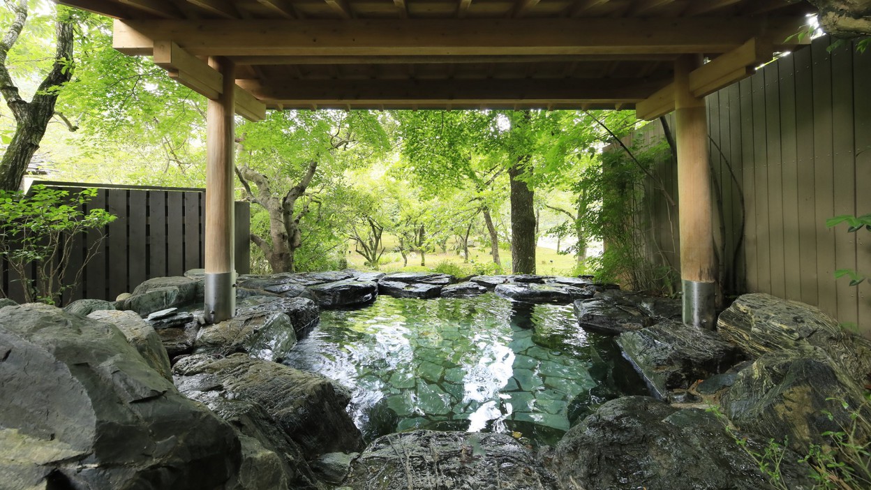 お日にち限定【ライト会席】＜軽めのご夕食＞でBARを楽しみたい方や、少食の方に＜ライト会席＞