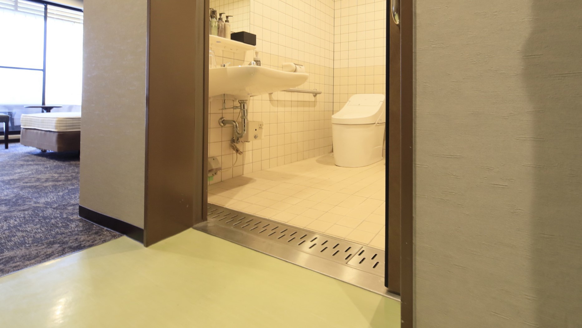 【露天風呂付きバリアフリーツイン】