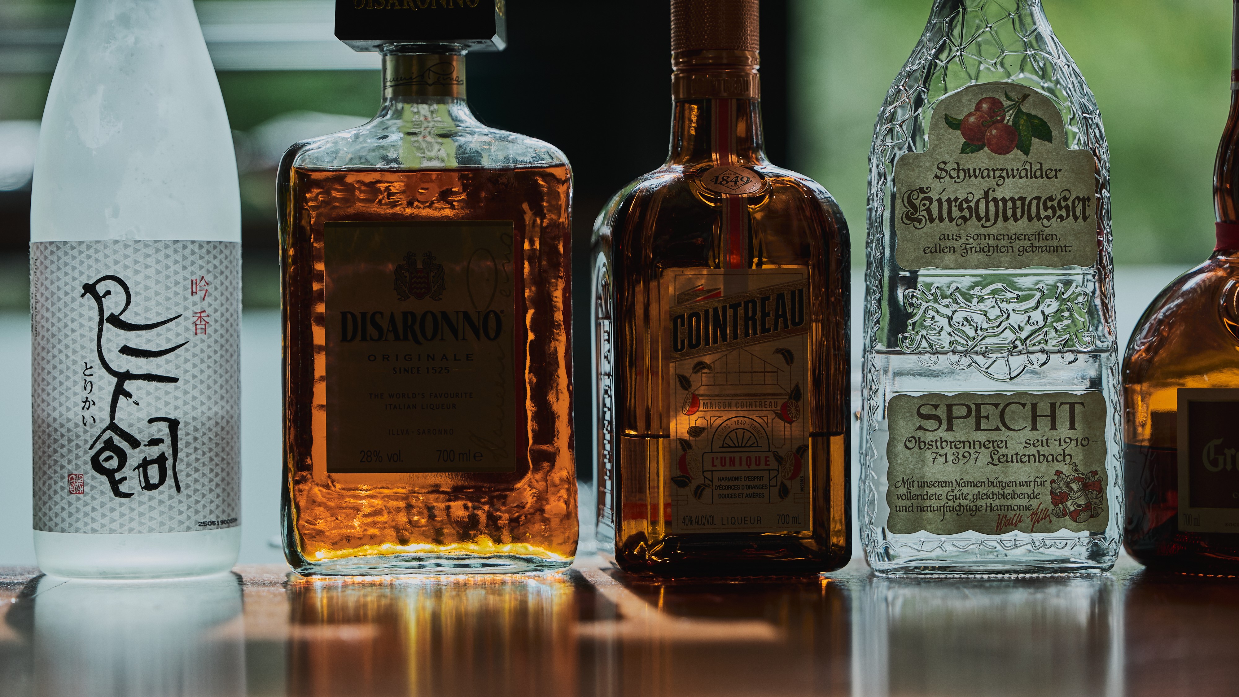 【BAR】お好きなドリンクでリラックスした時間を