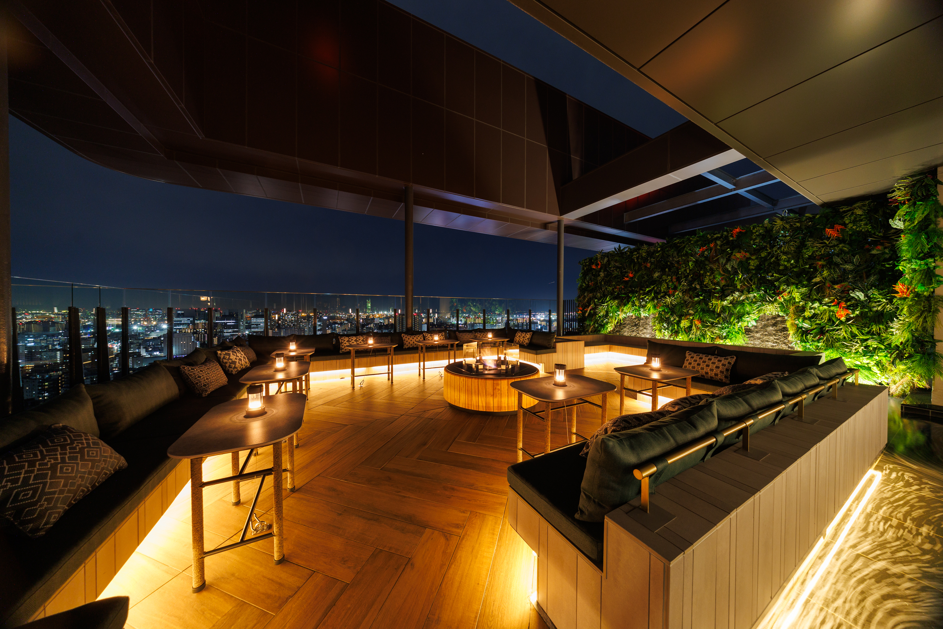 ルーフトップバー