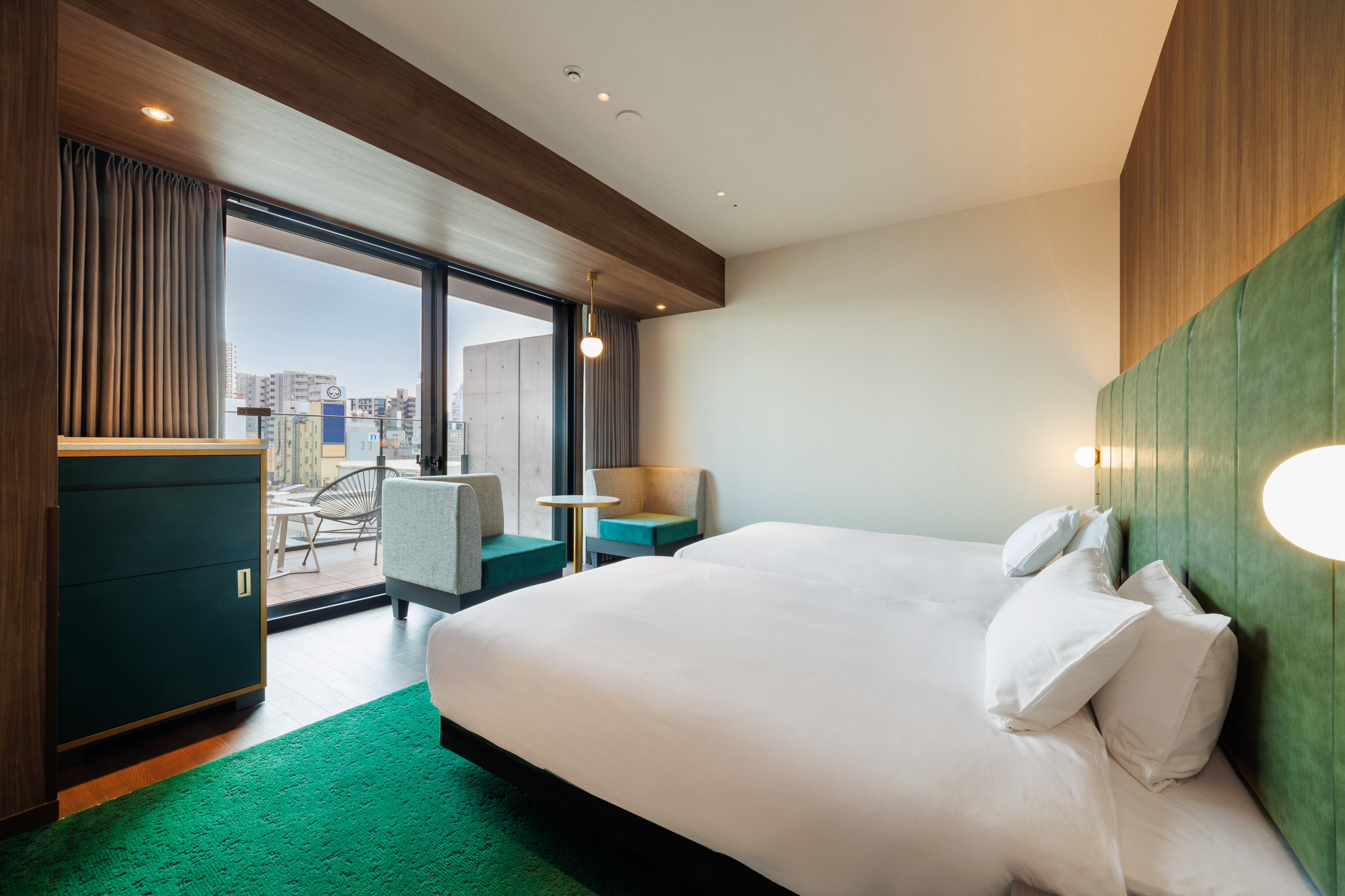 スーペリアツイン（バルコニー付）