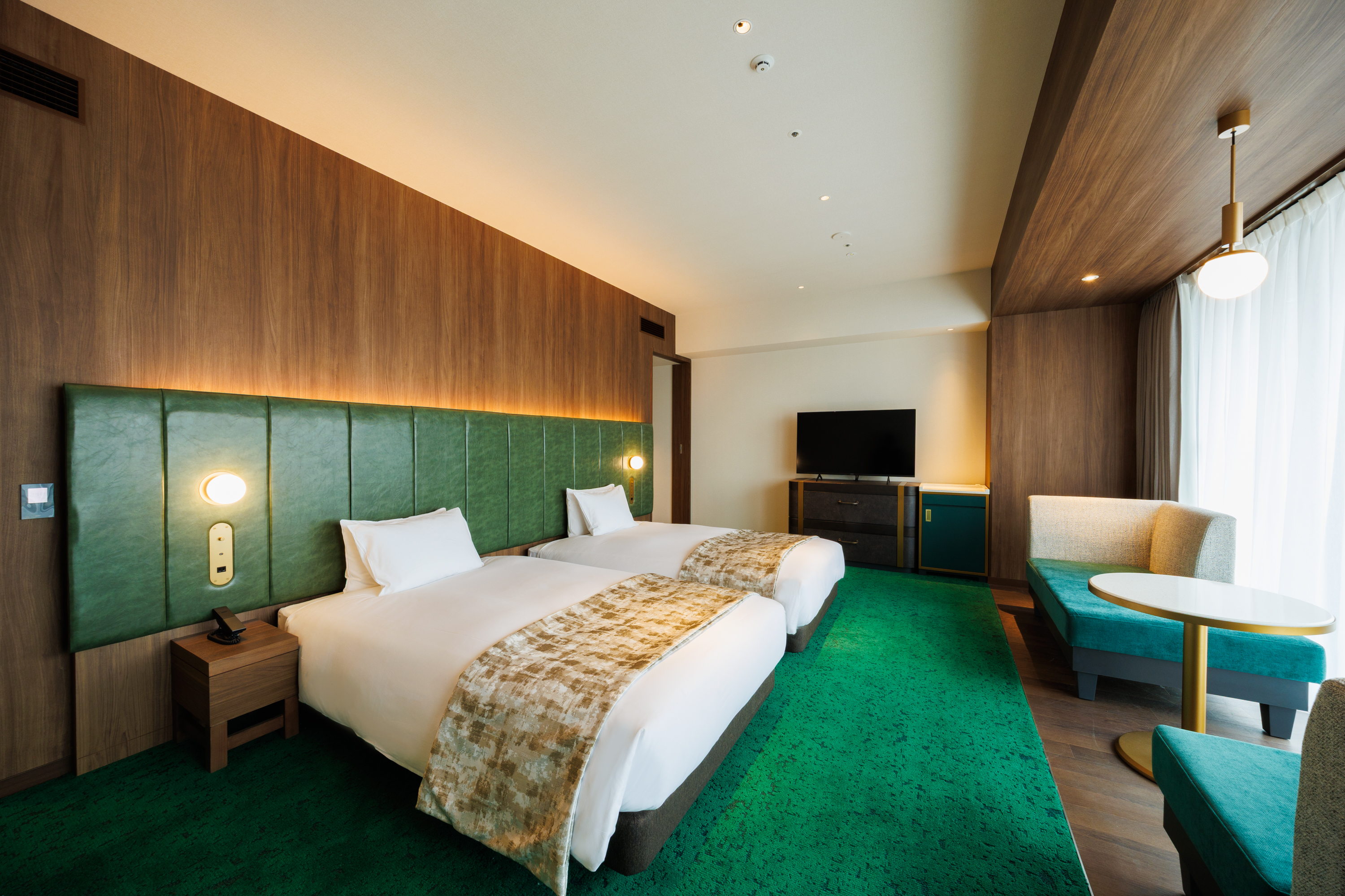 トラックスビュー・プレミアムツイン（バルコニー付）