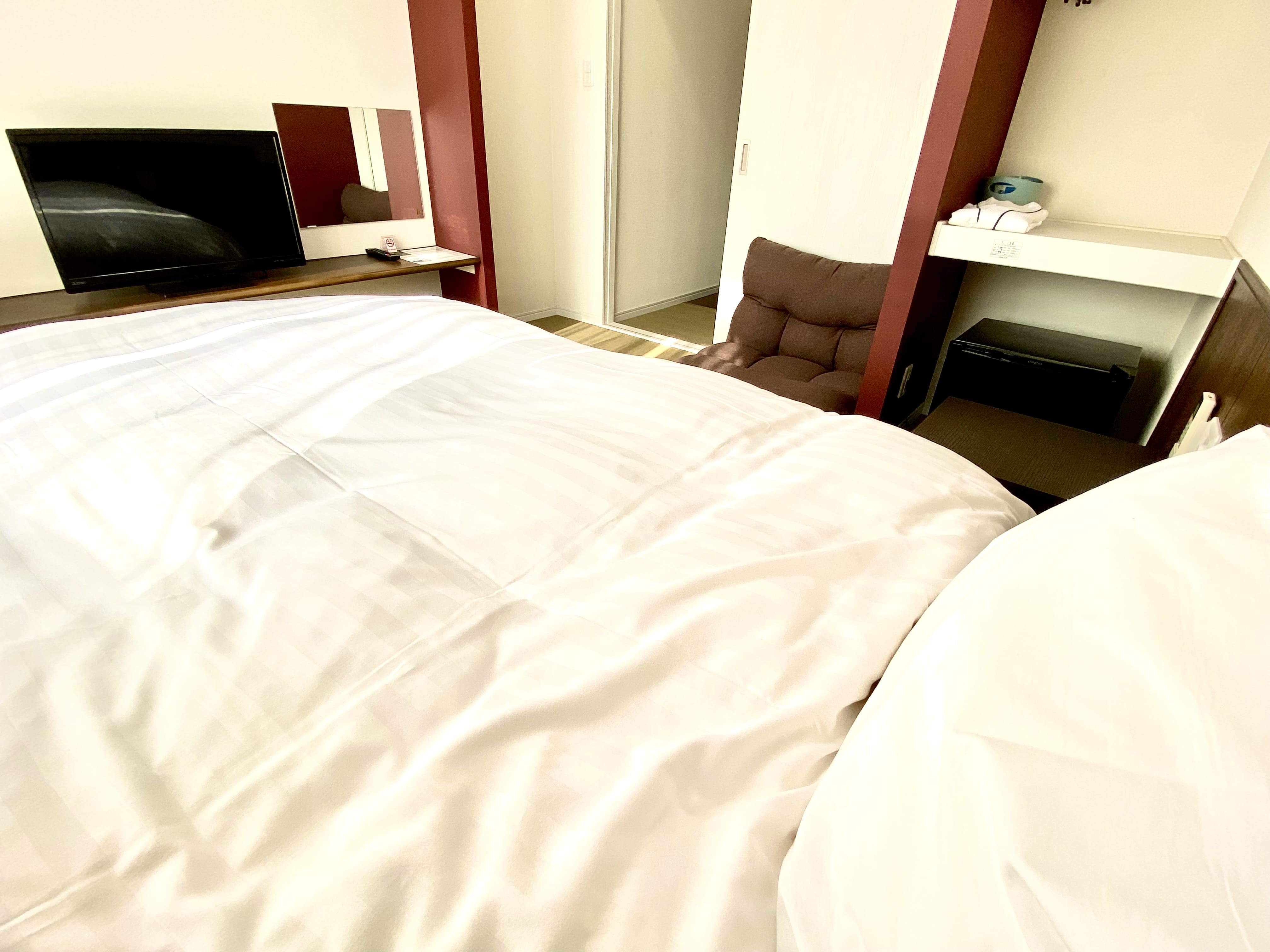 6階和洋室■11.6～12.6㎡／セミダブルベッド