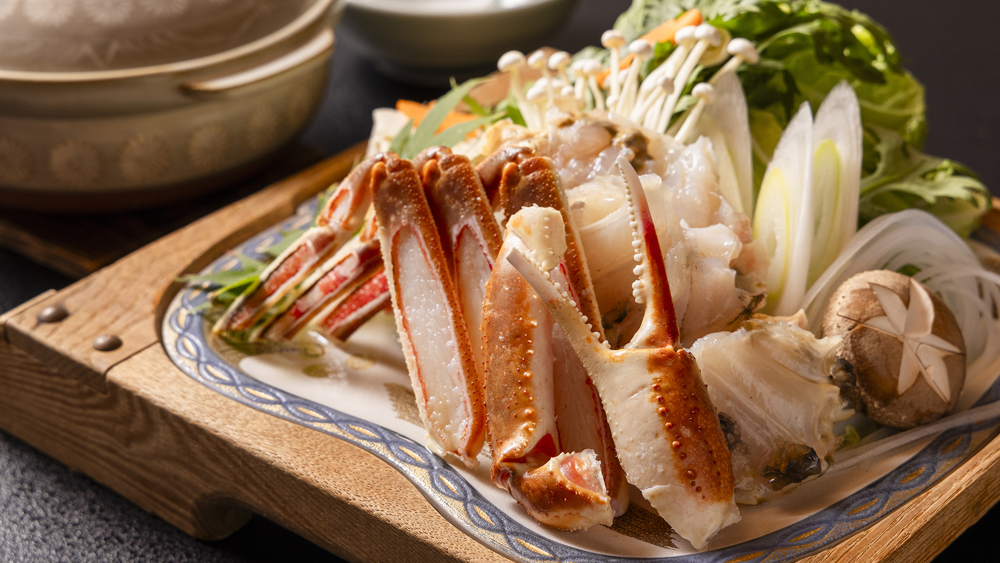 【かに会席-DX-】鳥取が誇る味覚&ldquo;松葉がに&rdquo;。「焼き」「茹で」「刺身」「かに味噌」のフルコース。