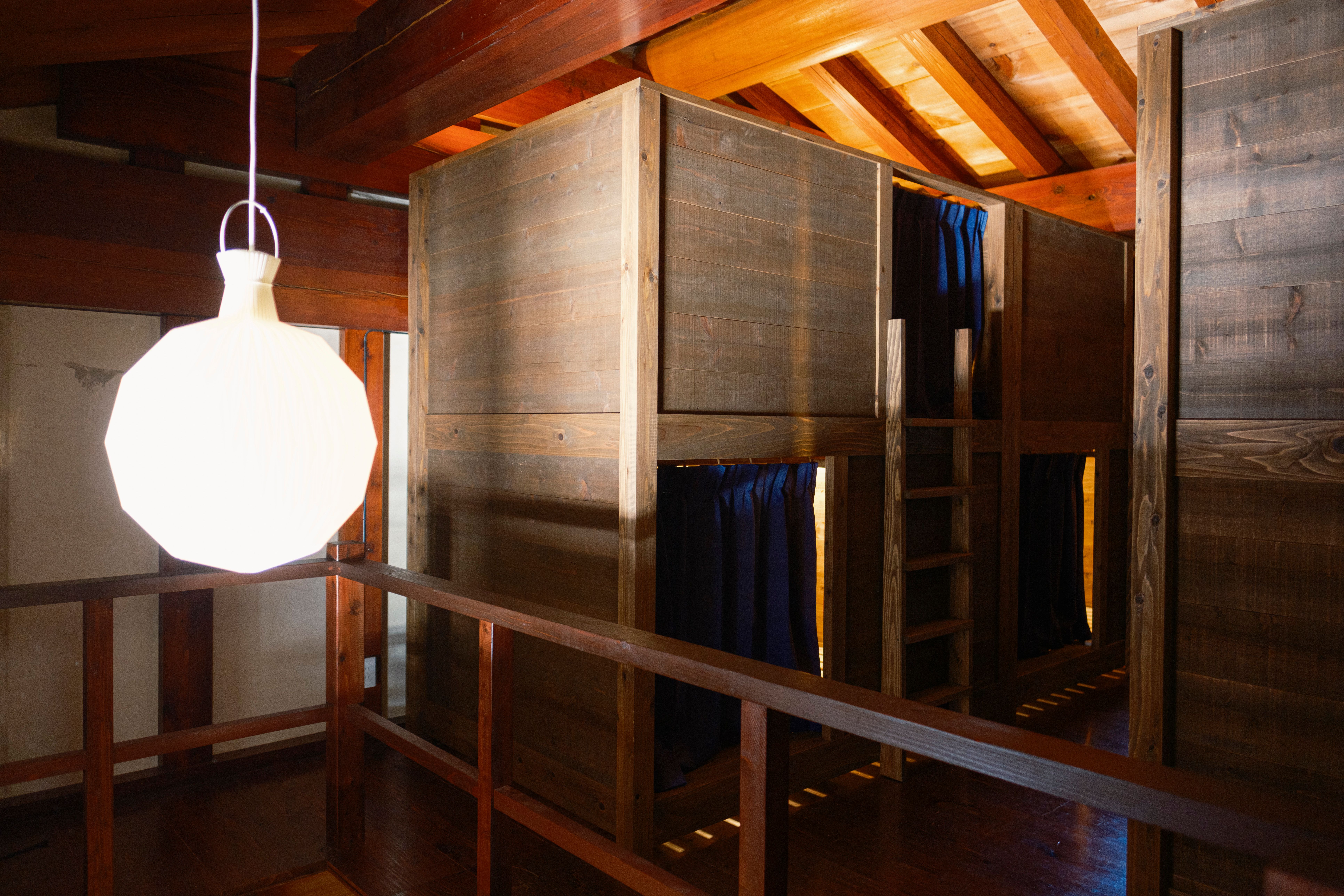 Bank Room｜秋田杉を用いたセミダブルサイズのオリジナル二段ベッドが人気のバンクルーム